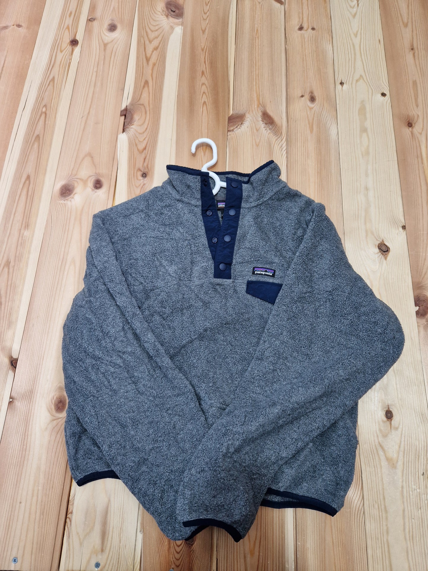 PATAGONIA MASKA DETSKA BLUZA GOLEMINA XL