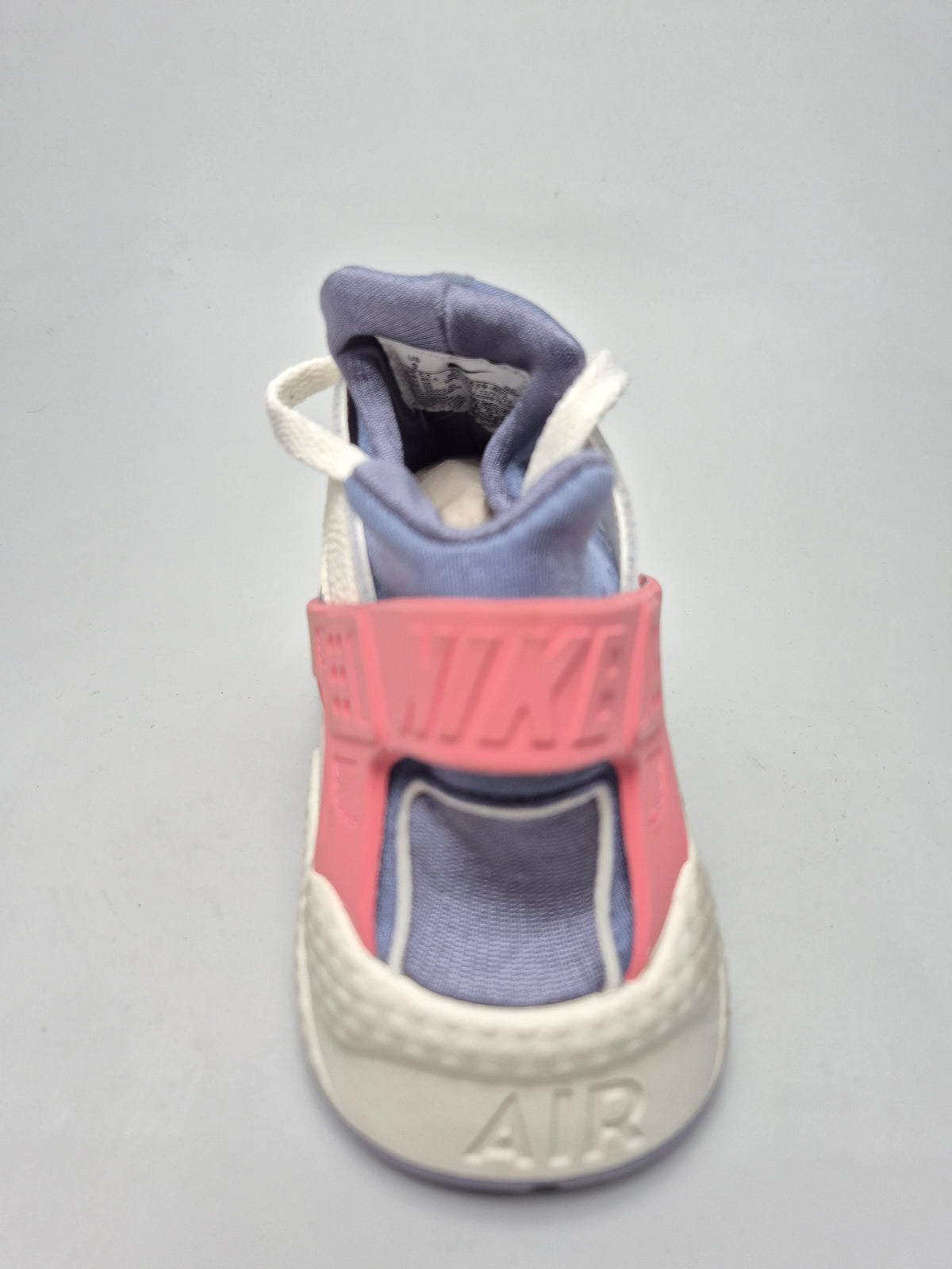 NIKE HUARACHE NOVI ORIGINAL PATIKI BR 40.5