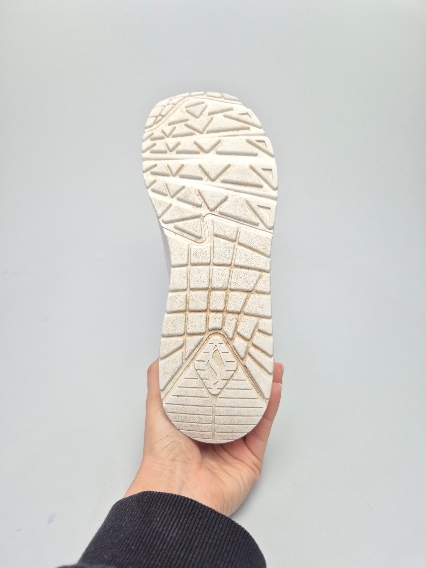 SKECHERS MEMORY ORIGINAL ZENSKI PATIKI BR 40