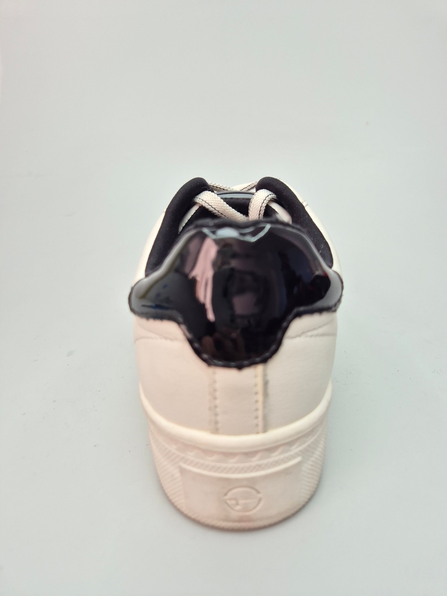 TAMARIS NOVI ORIGINAL KOZNI PATIKI BR 39