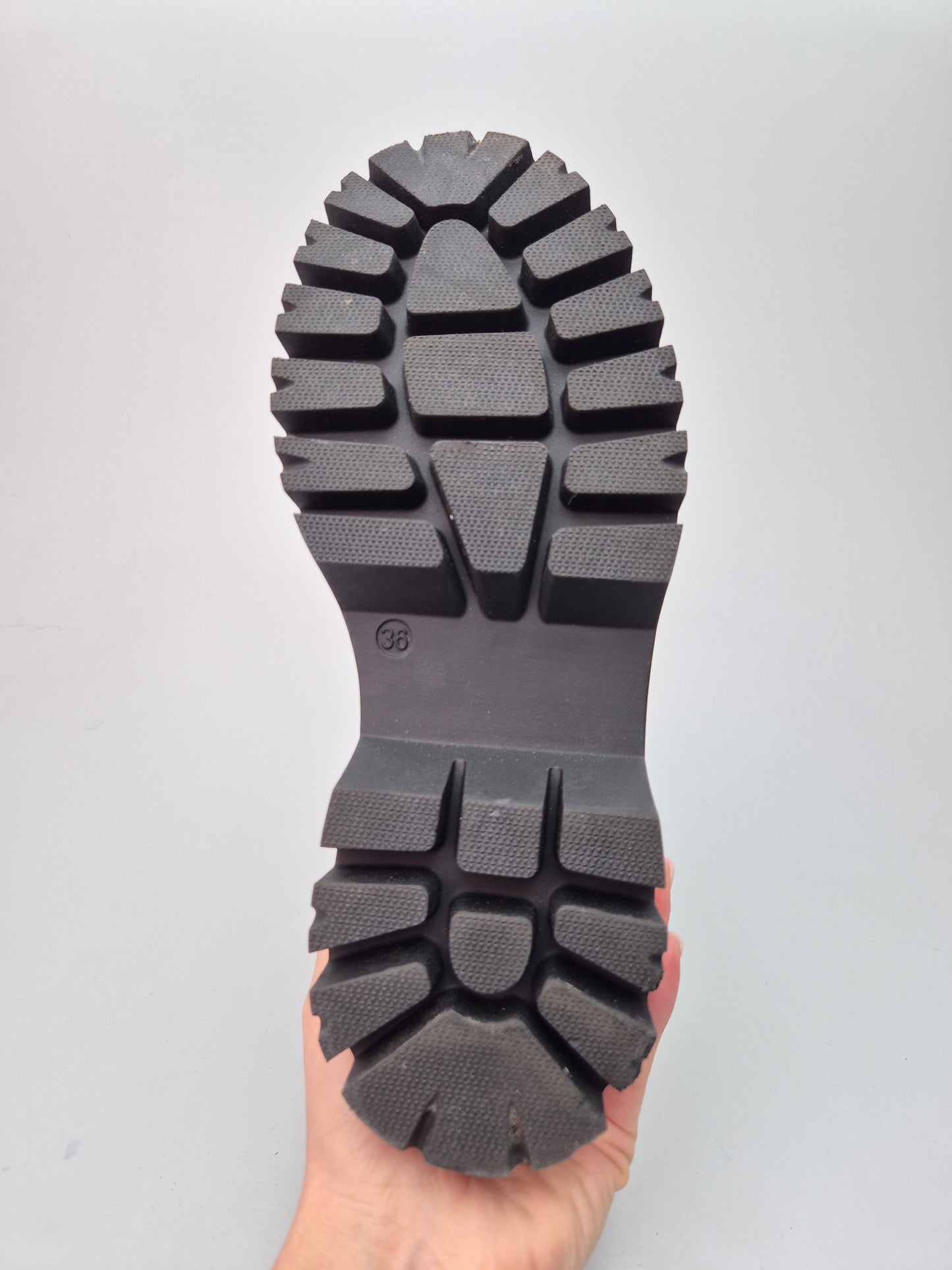 CATWALK ORIGINAL ZENSKI CIZMI BR 36