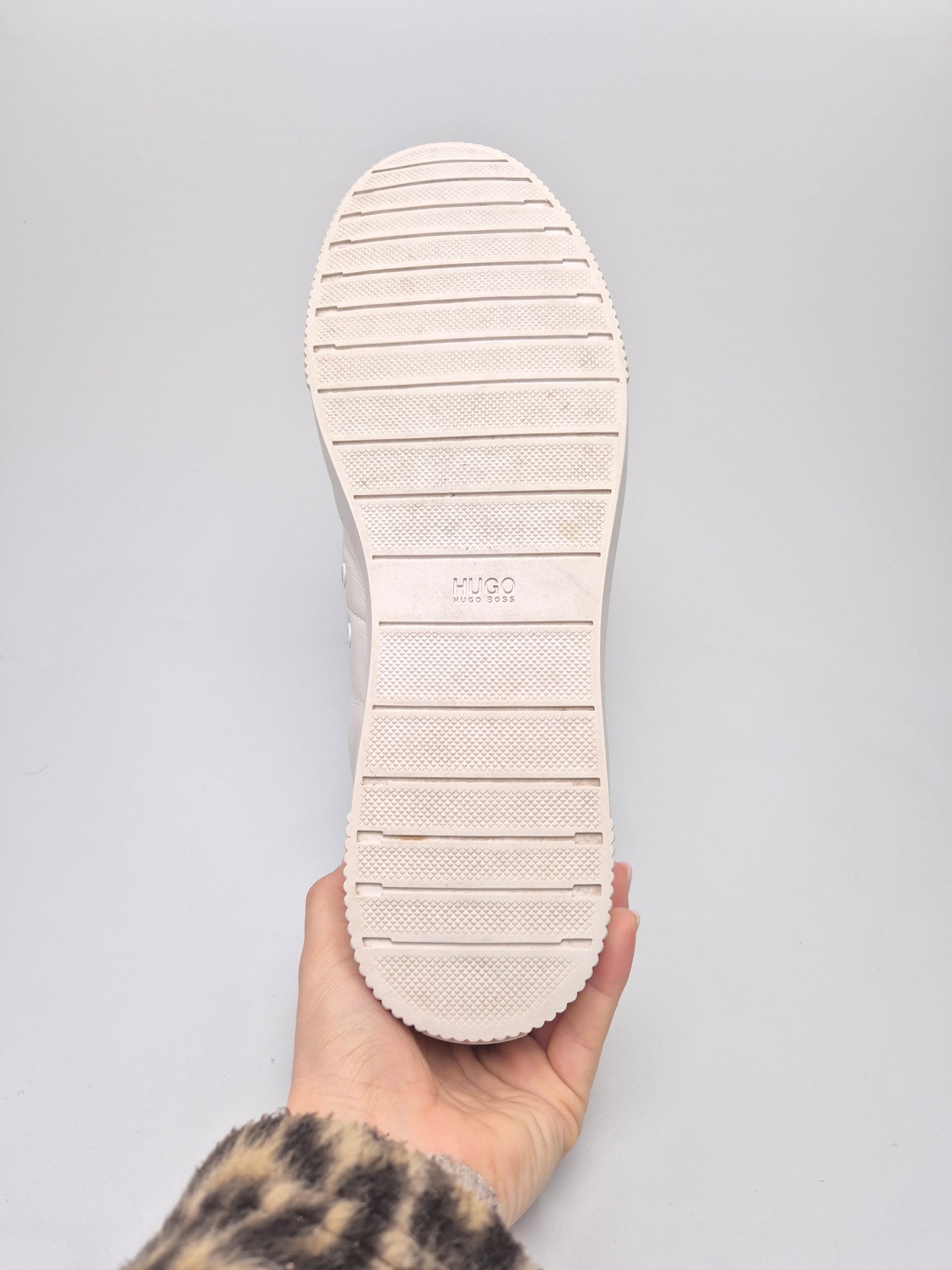 HUGO BOSS ORIGINAL PATIKI BR 45