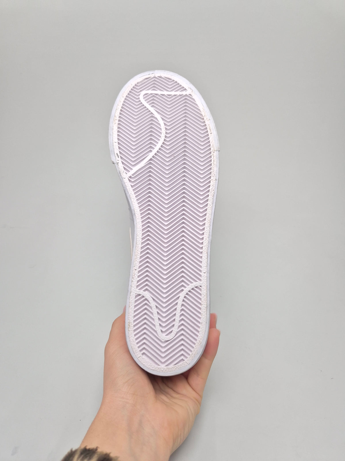 NIKE NOVI ORIGINAL PATIKI BR 40.5