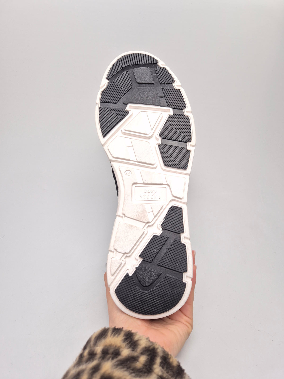 EASY STREET NOVI ORIGINAL PATIKI BR 45