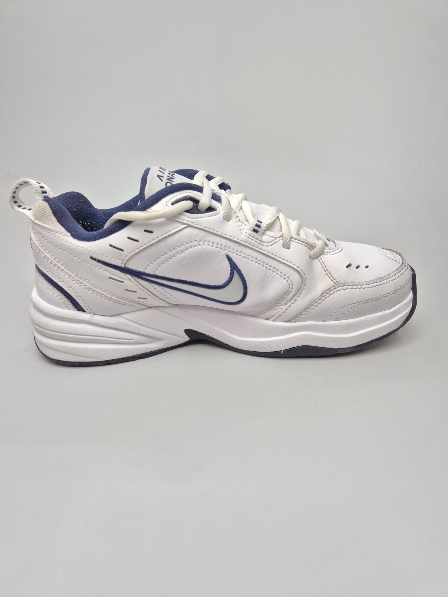 NIKE ORIGINAL KOZNI PATIKI BR 41