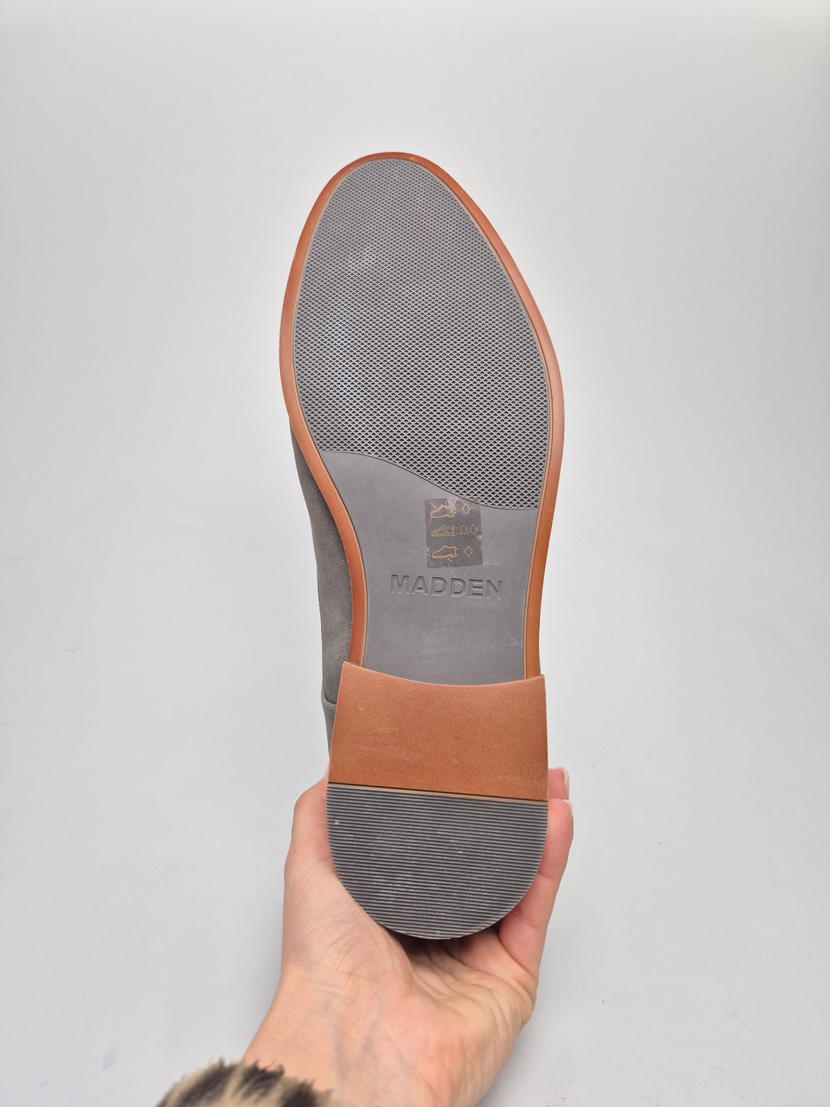 MADDEN ORIGINAL NOVI KOZNI CEVLI BR 42