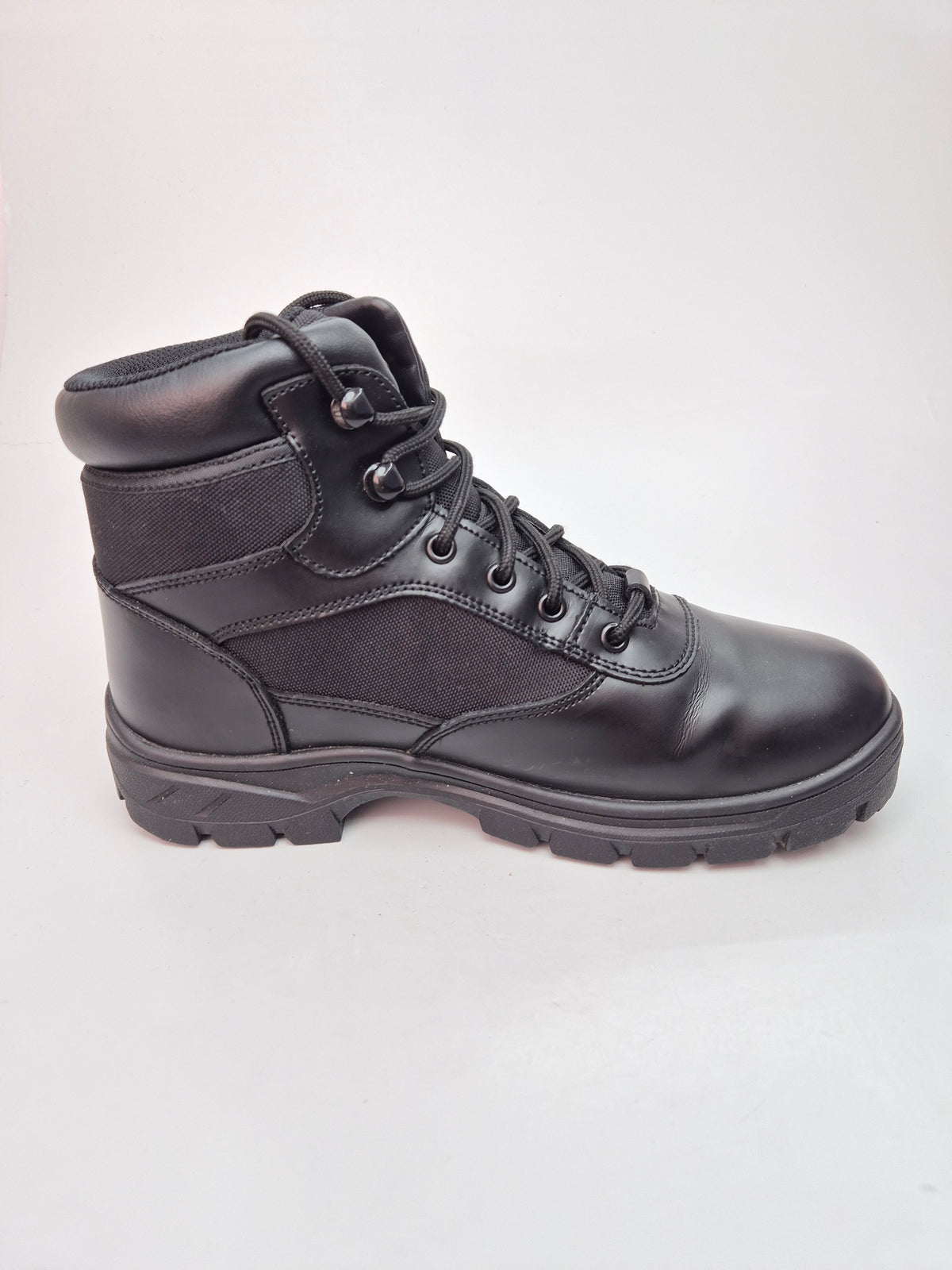 SKECHERS MEMORY VODOOTPORNI CIZMI BR 42