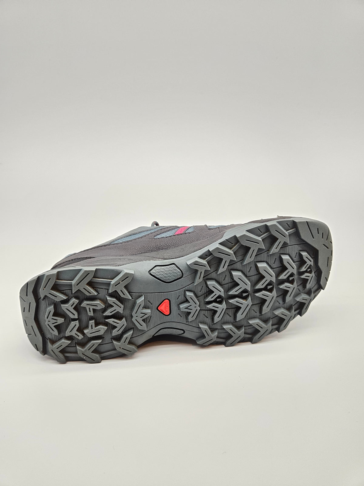 SALOMON GORETEX ORIGINAL PATIKI BR 38.5