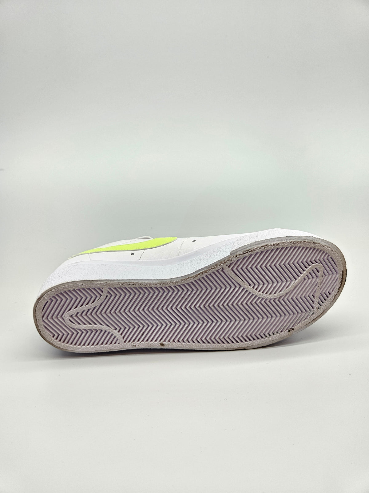 NIKE NOVI ORIGINAL PATIKI BR 37.5
