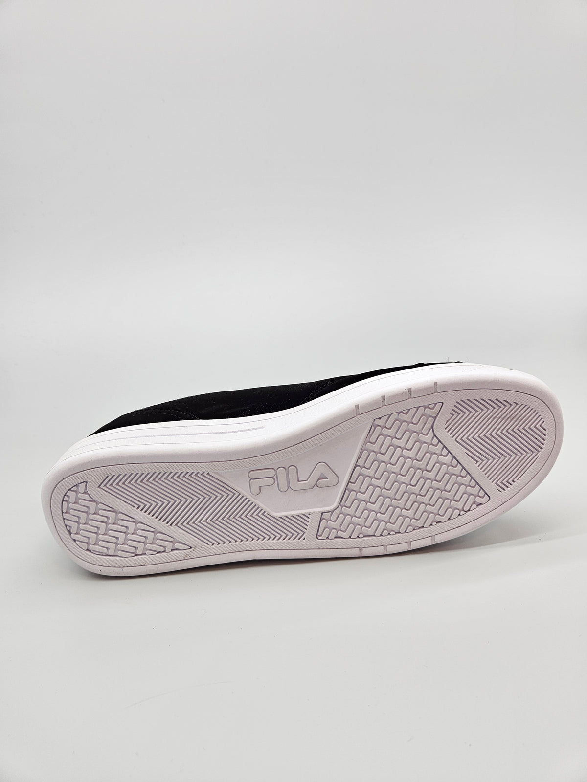 FILA NOVI ORIGINAL PATIKI BR 45