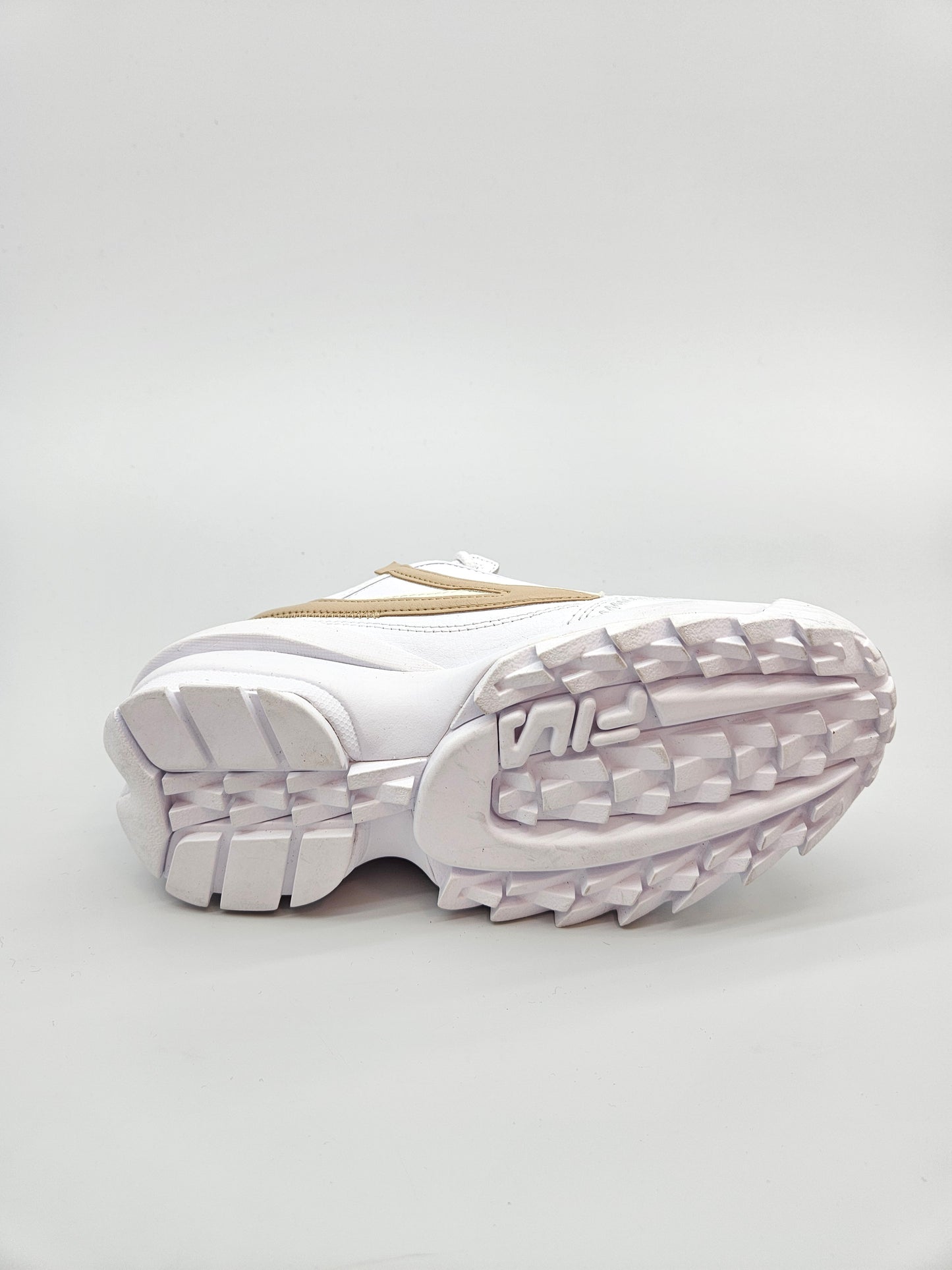 FILA NOVI ORIGINAL PATIKI BR 38