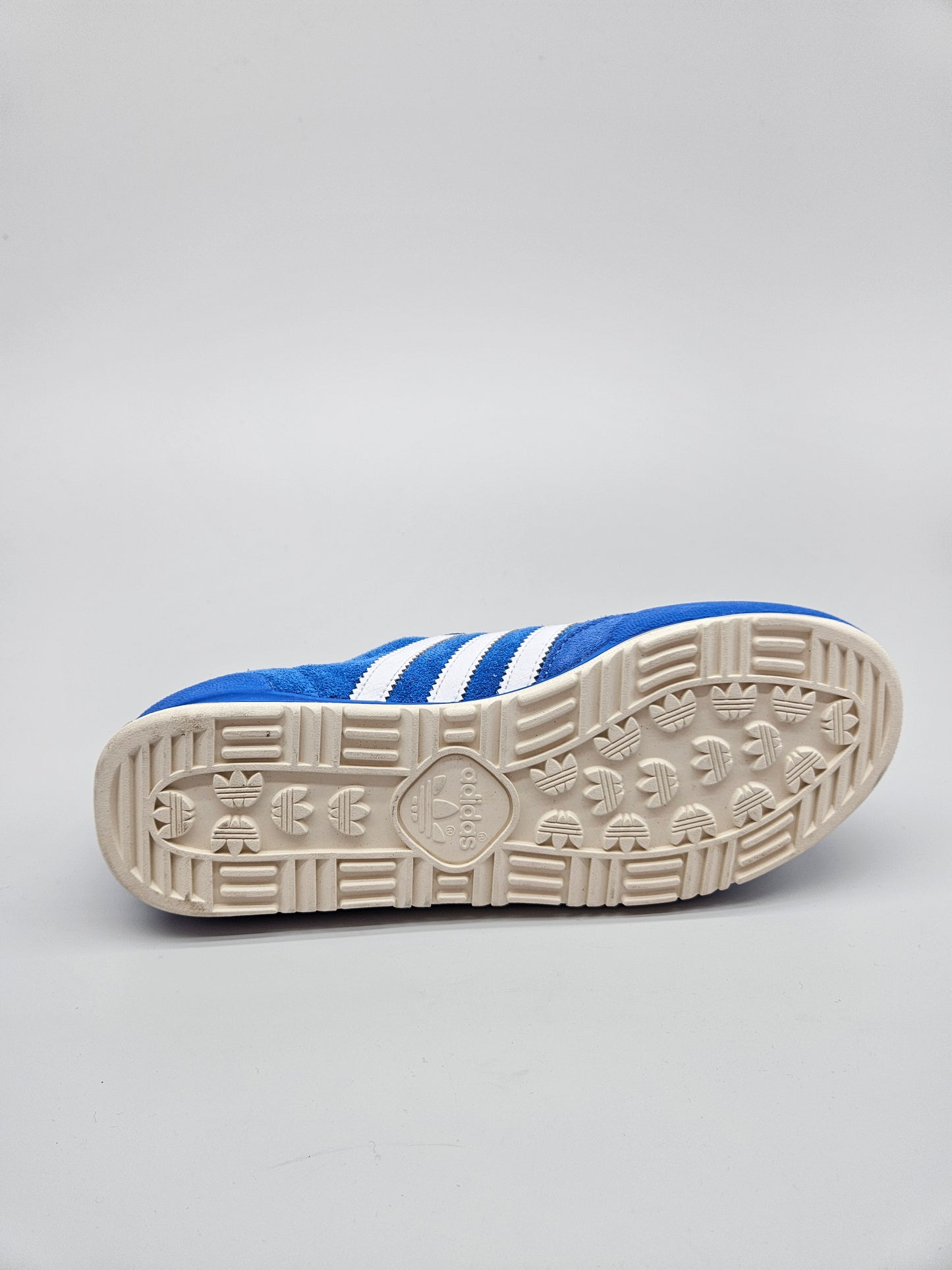 ADIDAS NOVI ORIGINAL PATIKI BR 39