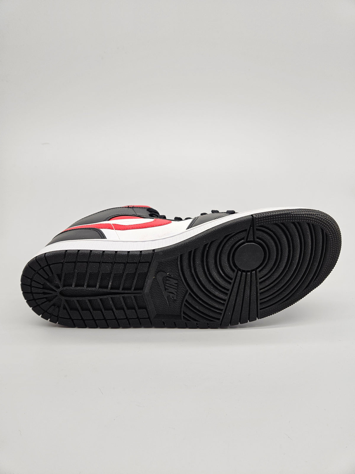 NIKE JORDAN NOVI ORIGINAL PATIKI BR 45