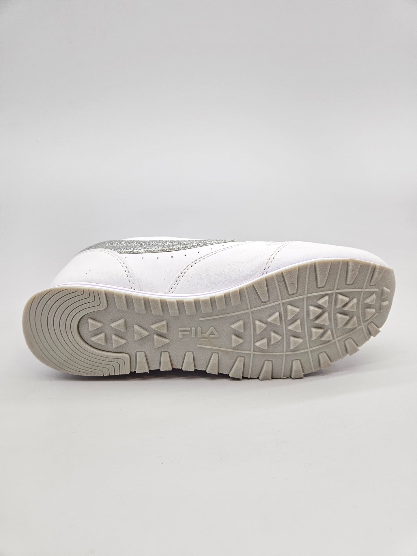 FILA NOVI ORIGINAL PATIKI BR 36