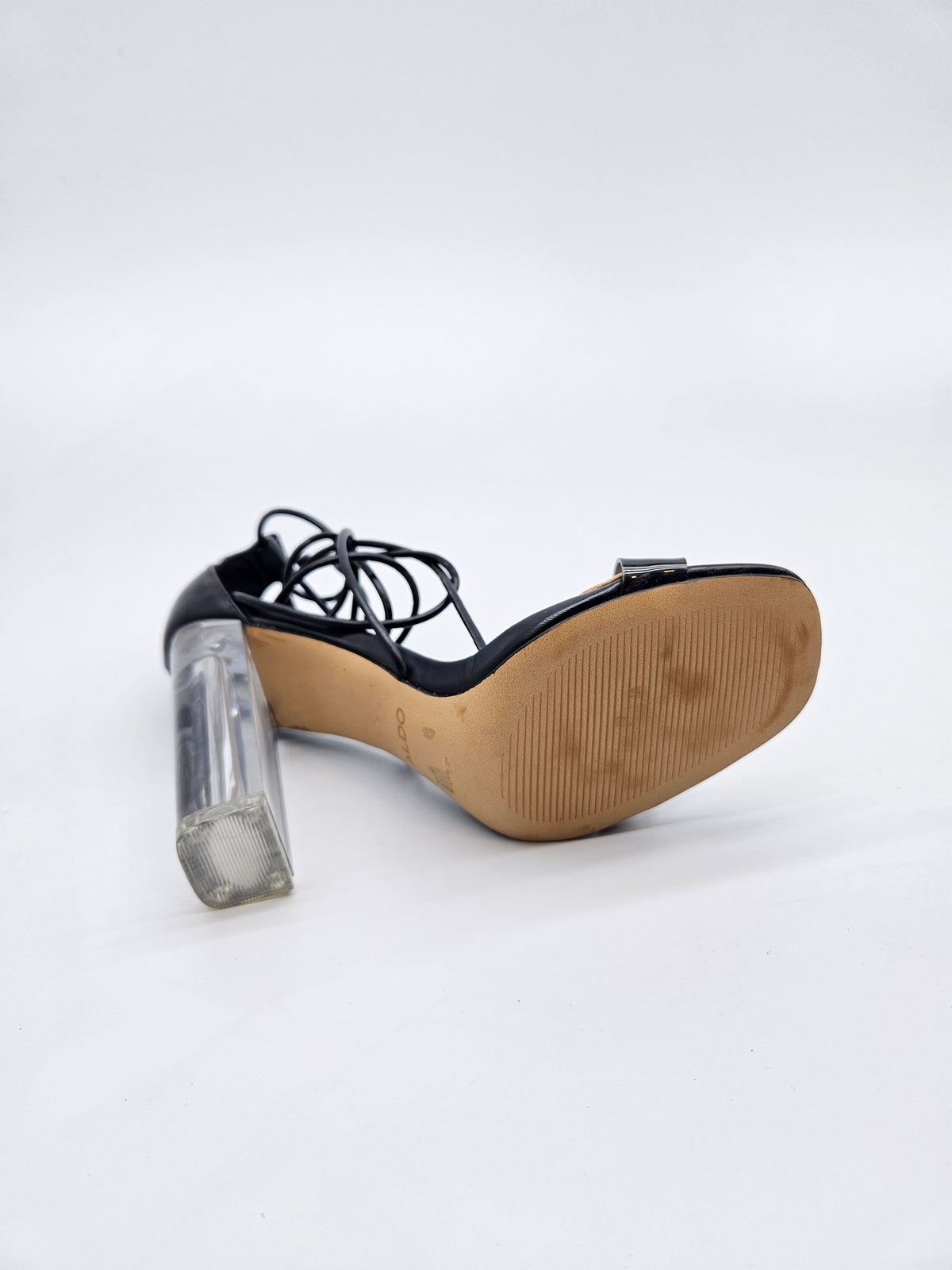 ALDO ORIGINAL NOVI SANDALKI BR 37