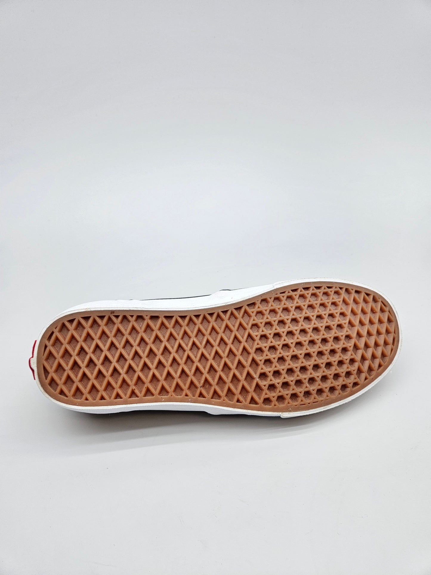 VANS NOVI ORIGINAL PATIKI BR 44