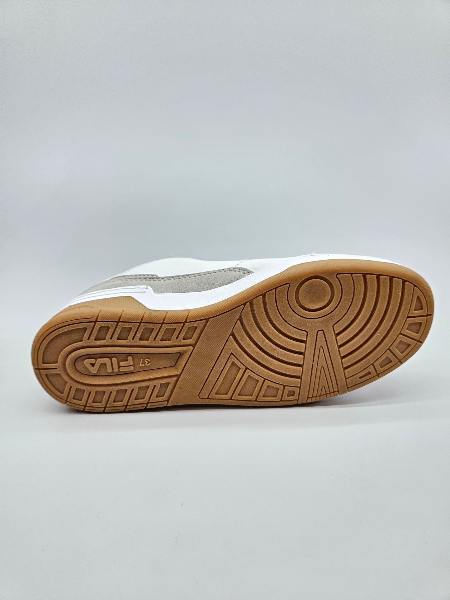 FILA NOVI ORIGINAL PATIKI BR 37