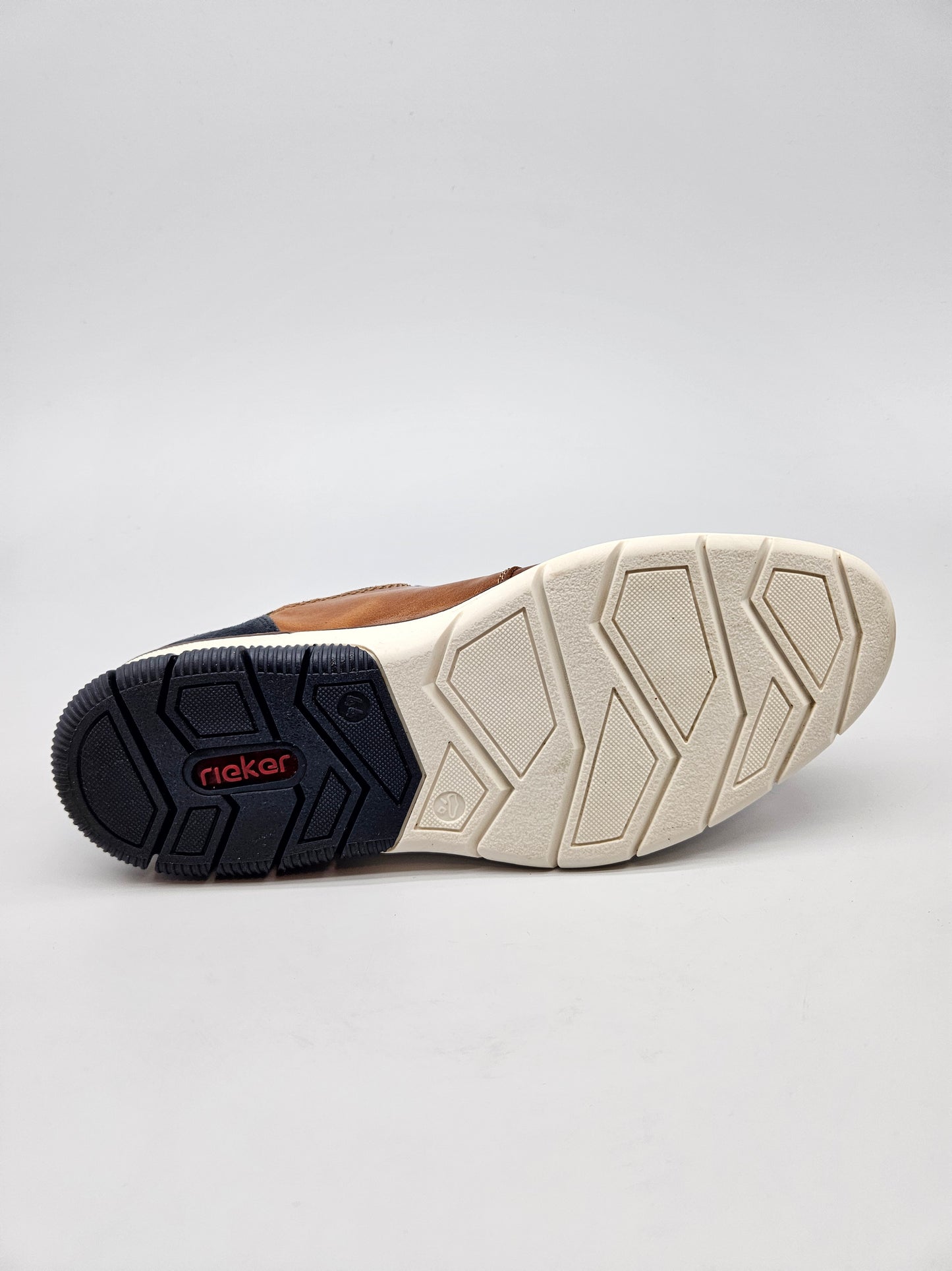 RIEKER ORIGINAL KOZNI CEVLI BR 44
