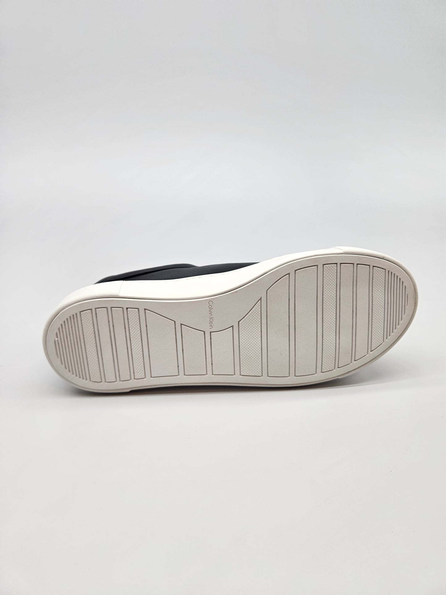 CALVIN KLEIN NOVI ORIGINAL PATIKI BR 39