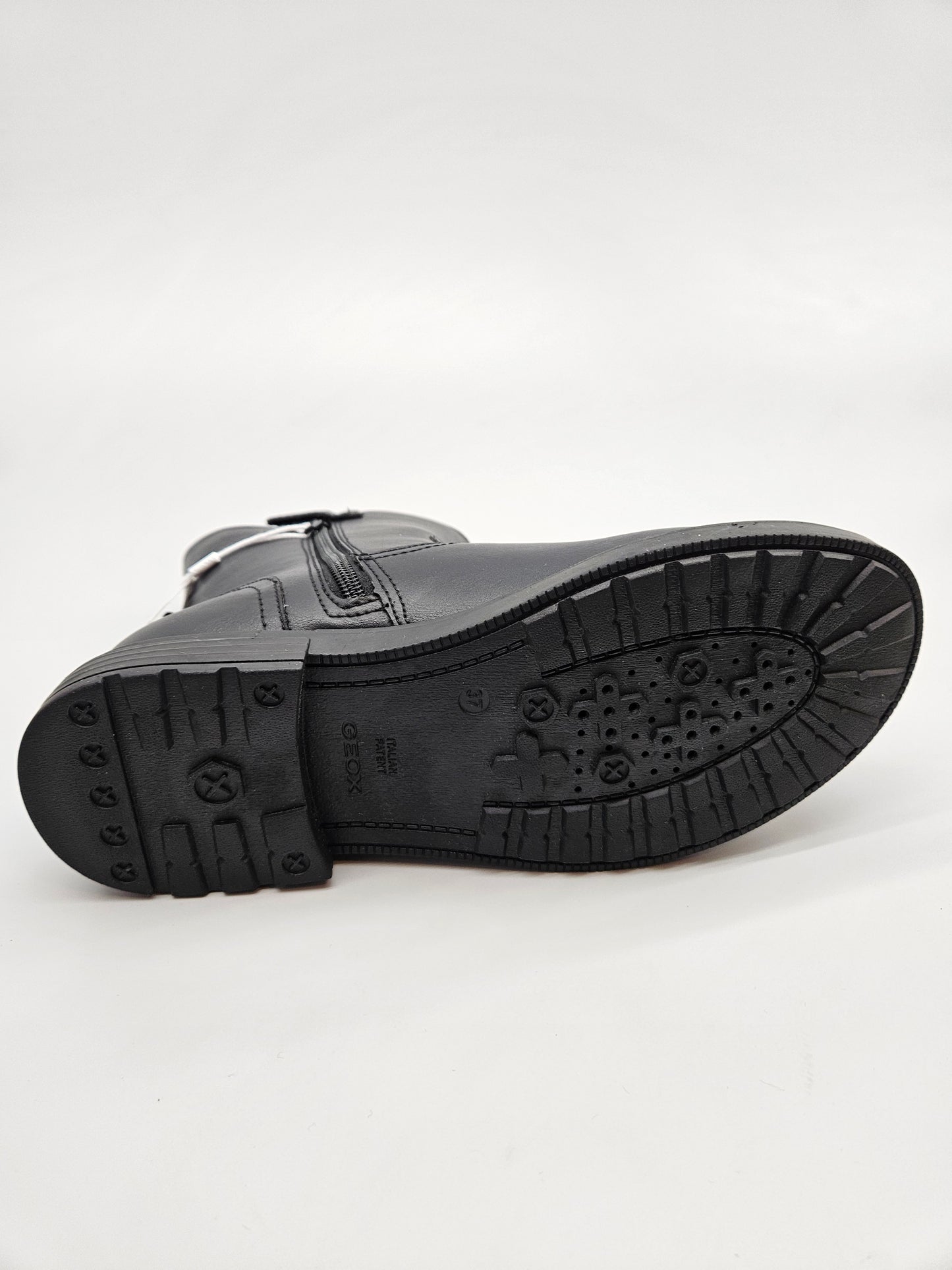 GEOX NOVI ORIGINAL KOZNI CIZMI BR 37