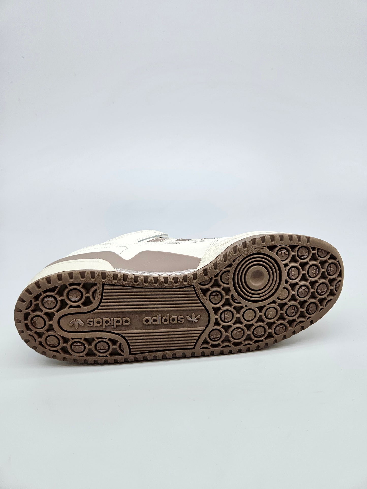 ADIDAS ORIGINAL PATIKI br 40.5