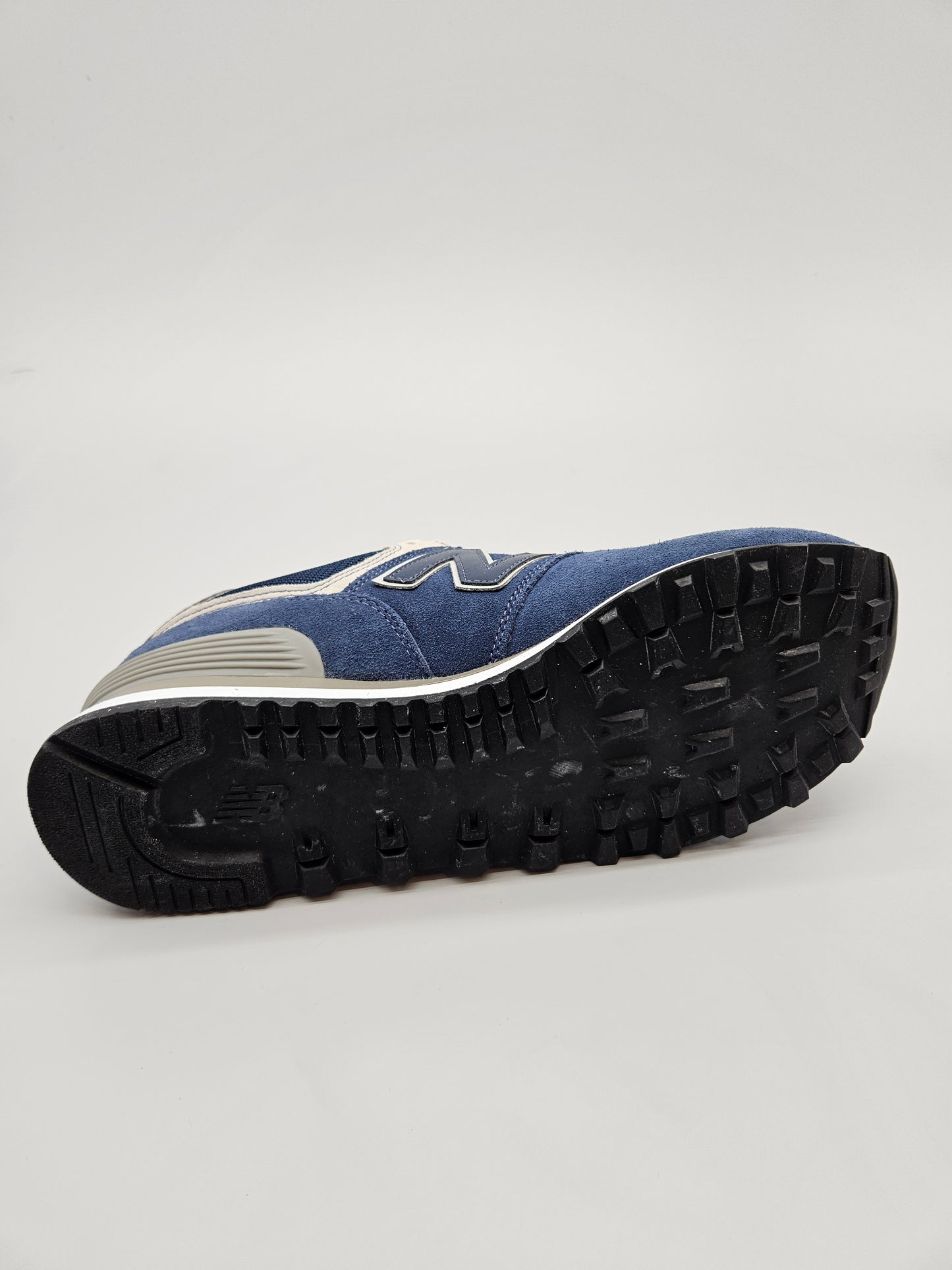 NEW BALANCE NOVI ORIGINAL PATIKI BR 42.5