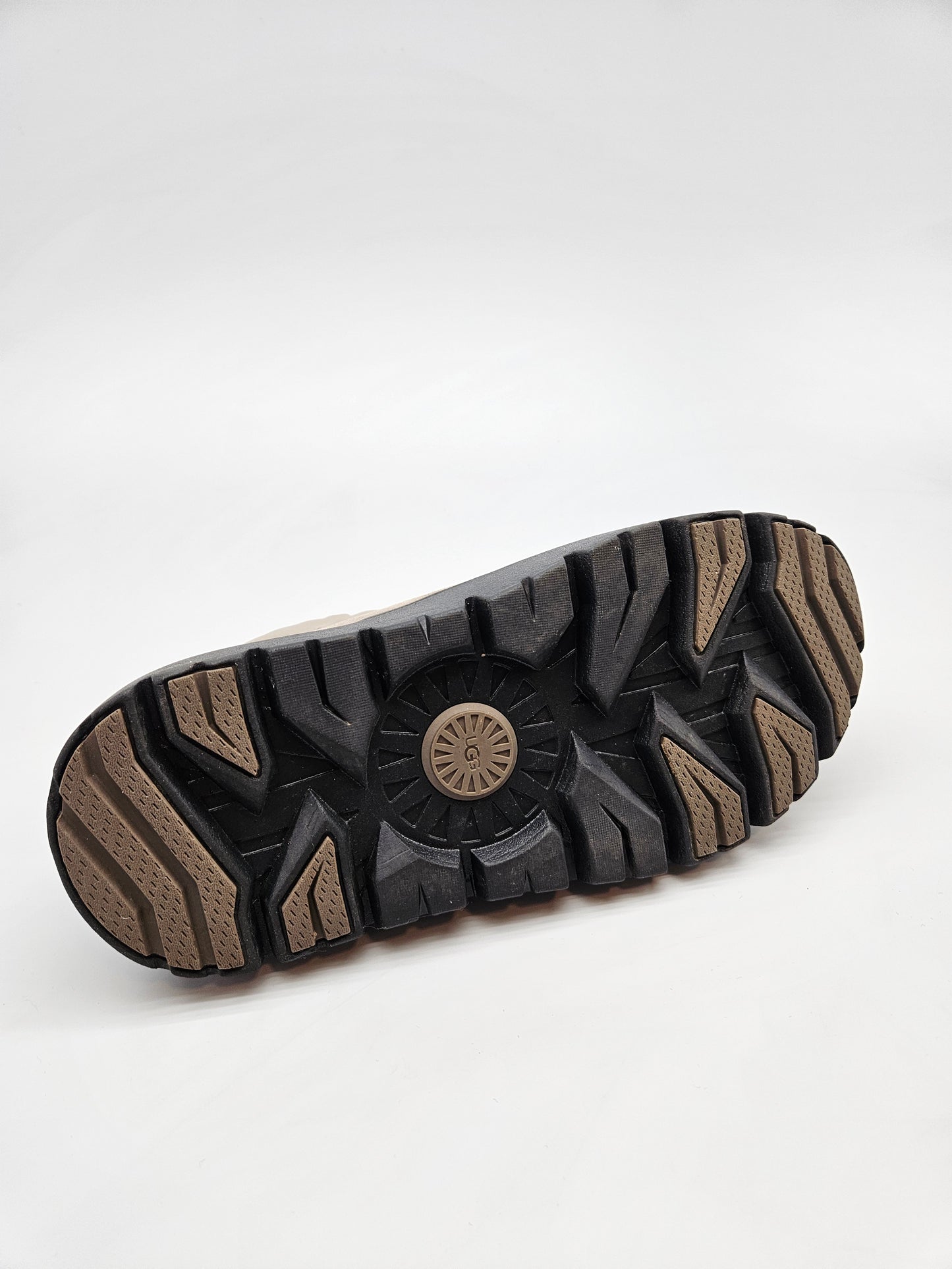 UGG AUSTRALIA ORIGINAL KOZNI CIZMI BR 39