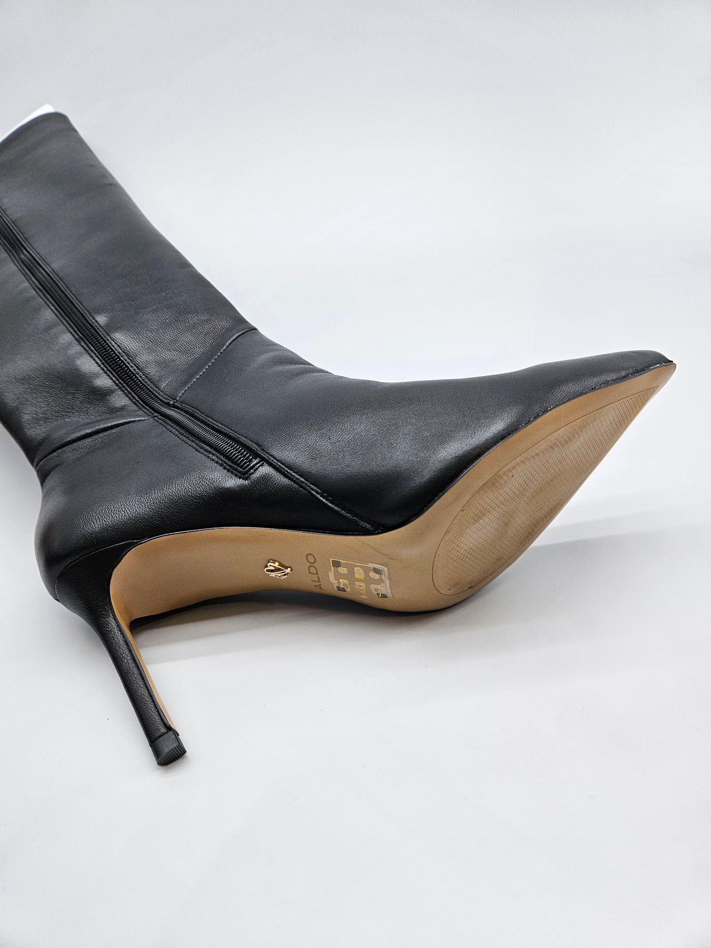 ALDO NOVI ORIGINAL CIZMI BR 40