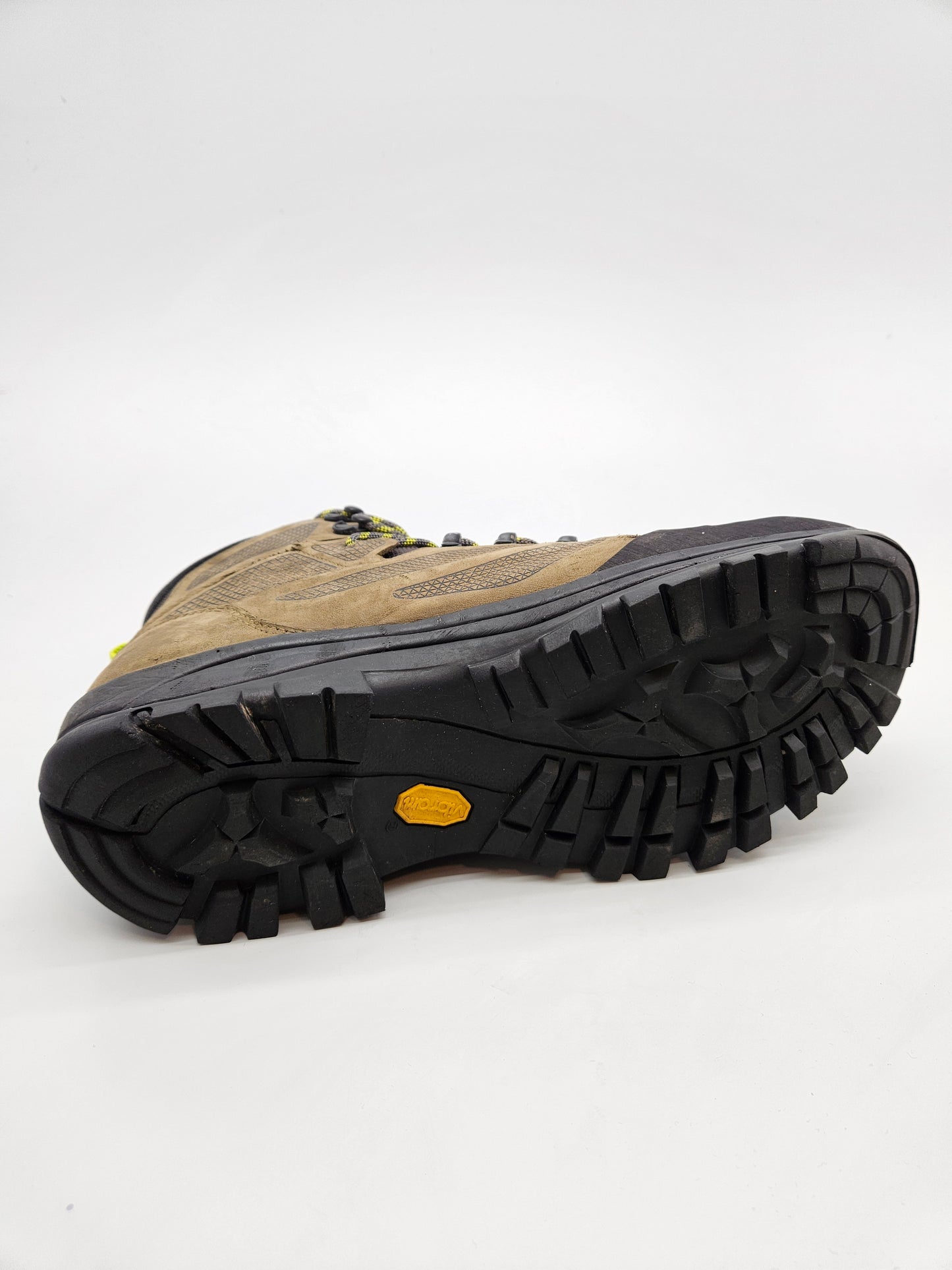 JACK WOLFSKIN ORIGINAL VODOTPORNI CIZMI BR 44