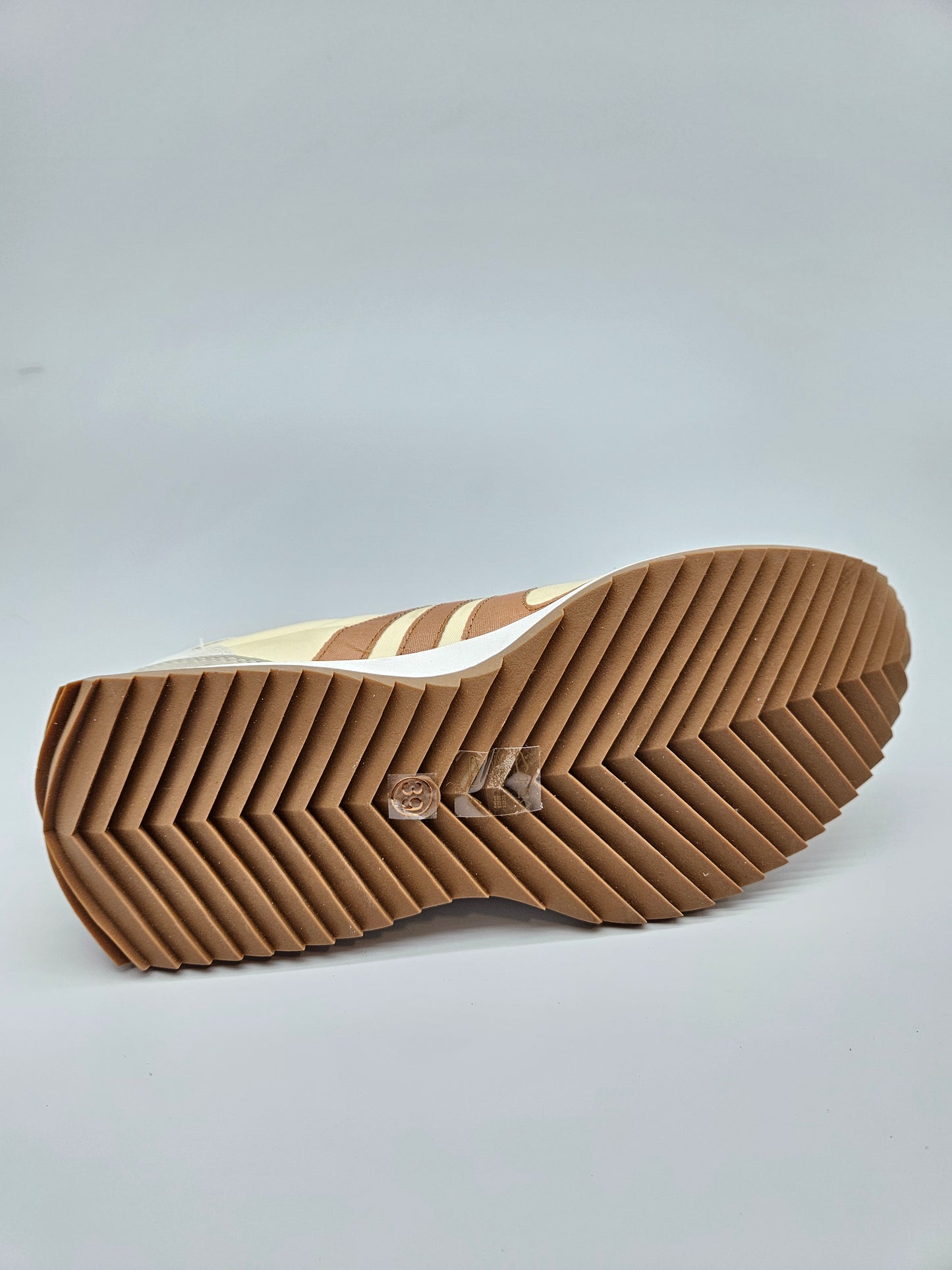 STEVE MADEN NOVI ORIGINAL PATIKI BR 39