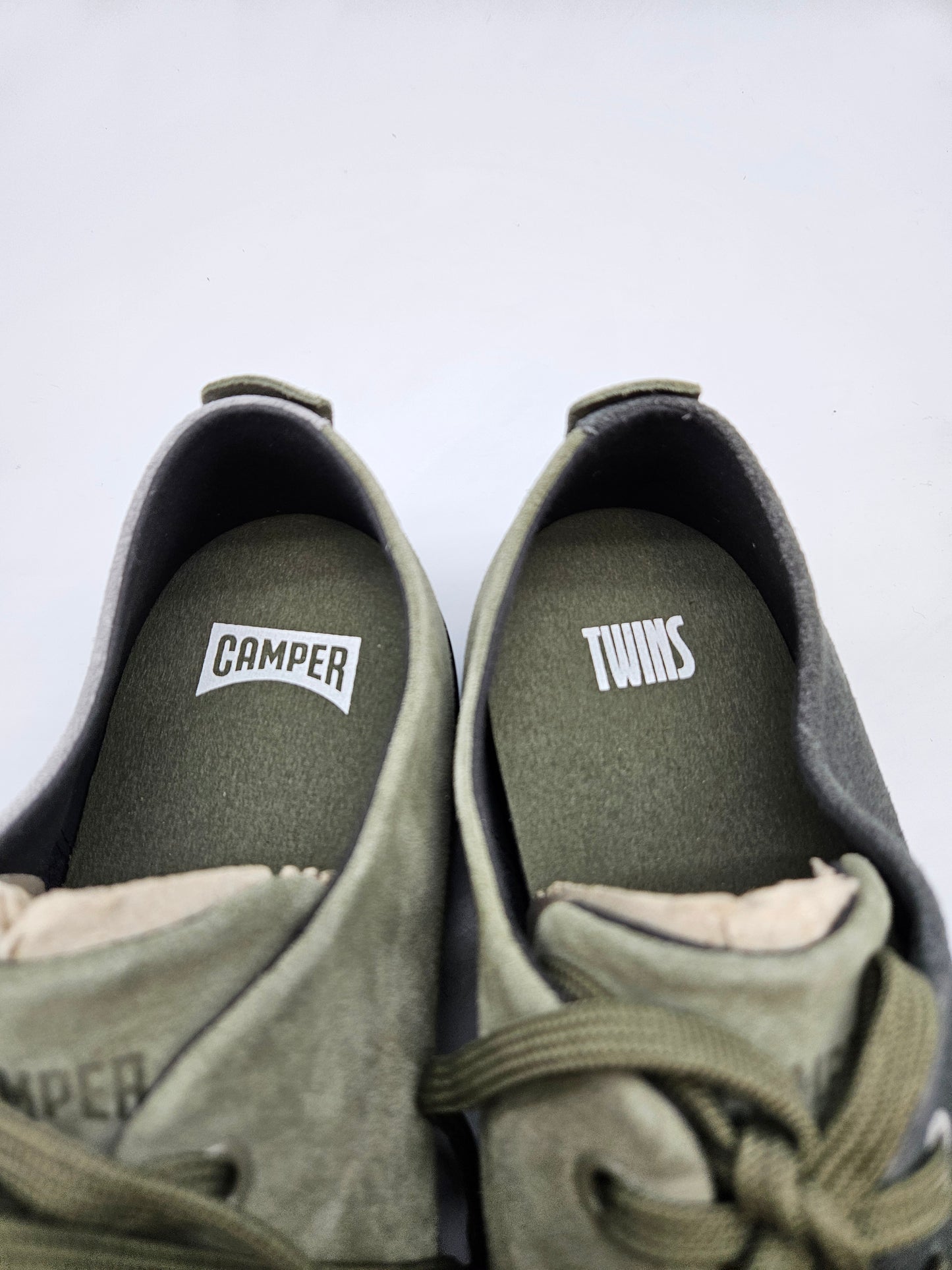 CAMPER NOVI ORIGINAL PATIKI BR 42
