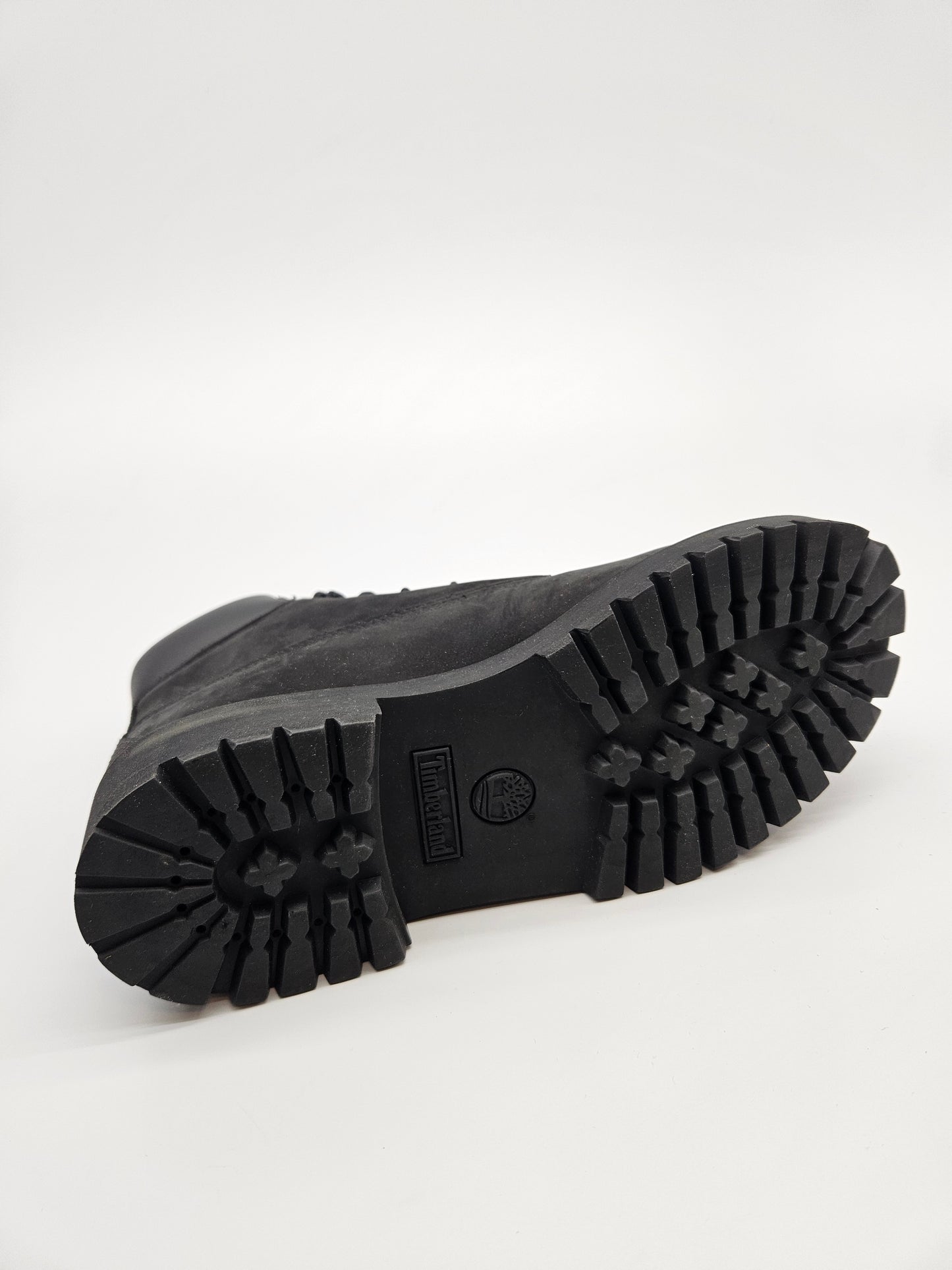 TIMBERLAND NOVI ORIGINAL KOZNI CIZMI BR 39