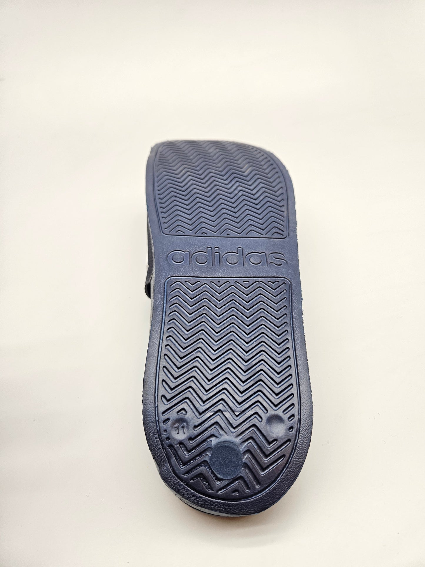ADIDAS NOVI ORIGINAL VLECKI BR 46