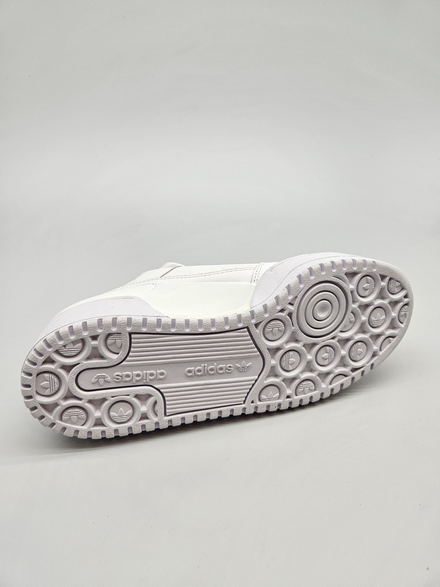 ADIDAS NOVI ORIGINAL PATIKI BR 38