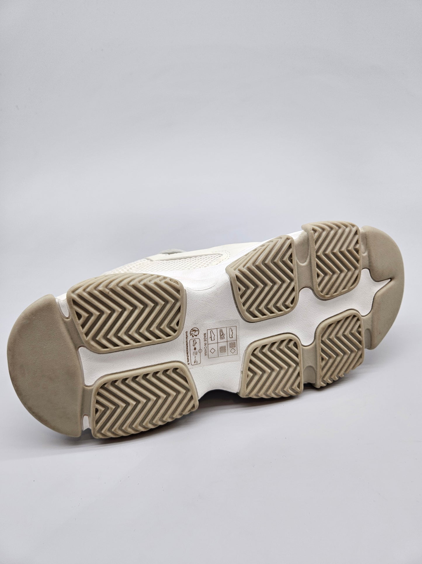 STEVE MADDEN NOVI ORIGINAL PATIKI BR 41