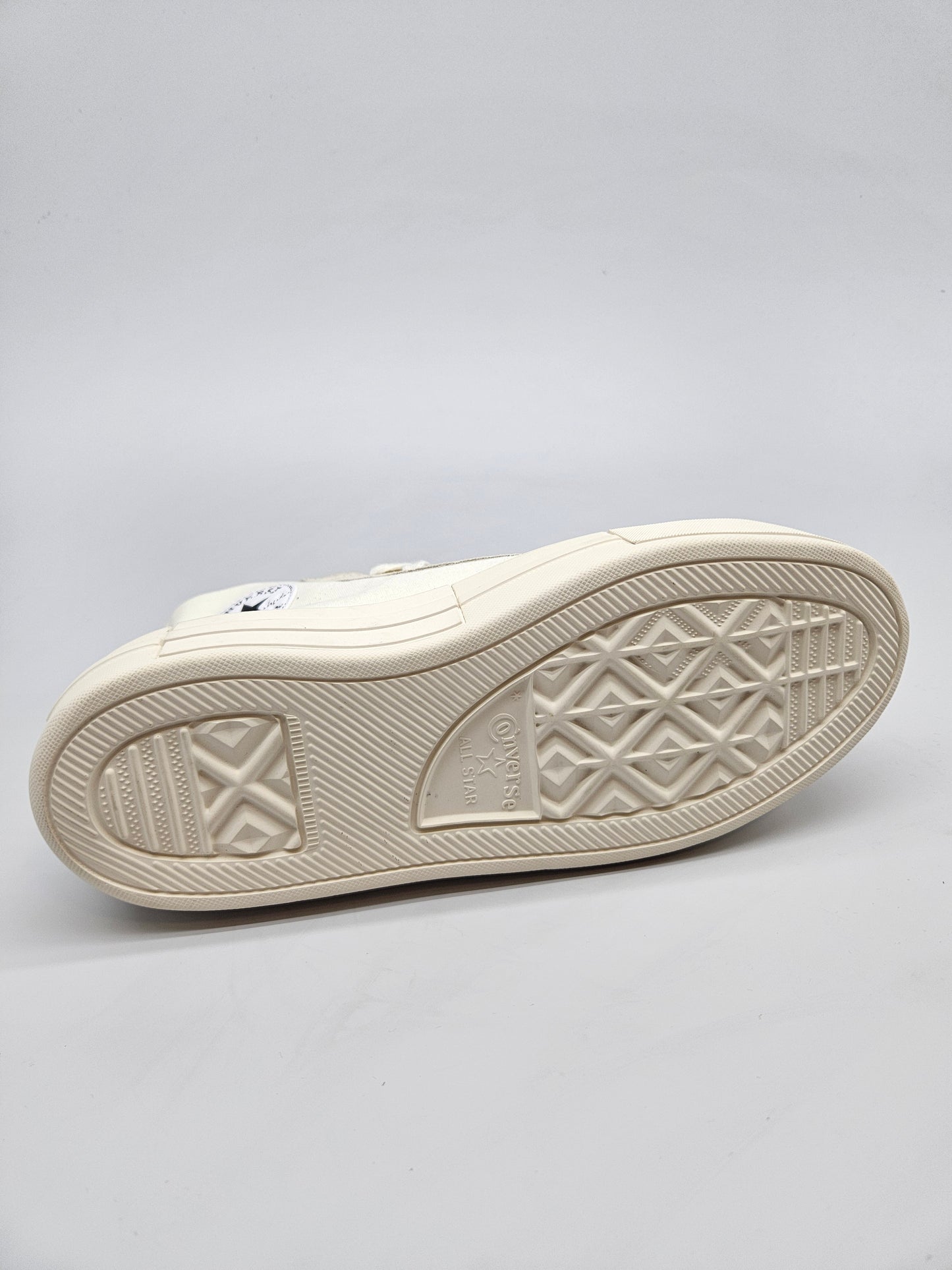 CONVERSE NOVI ORIGINAL PATIKI BR 41