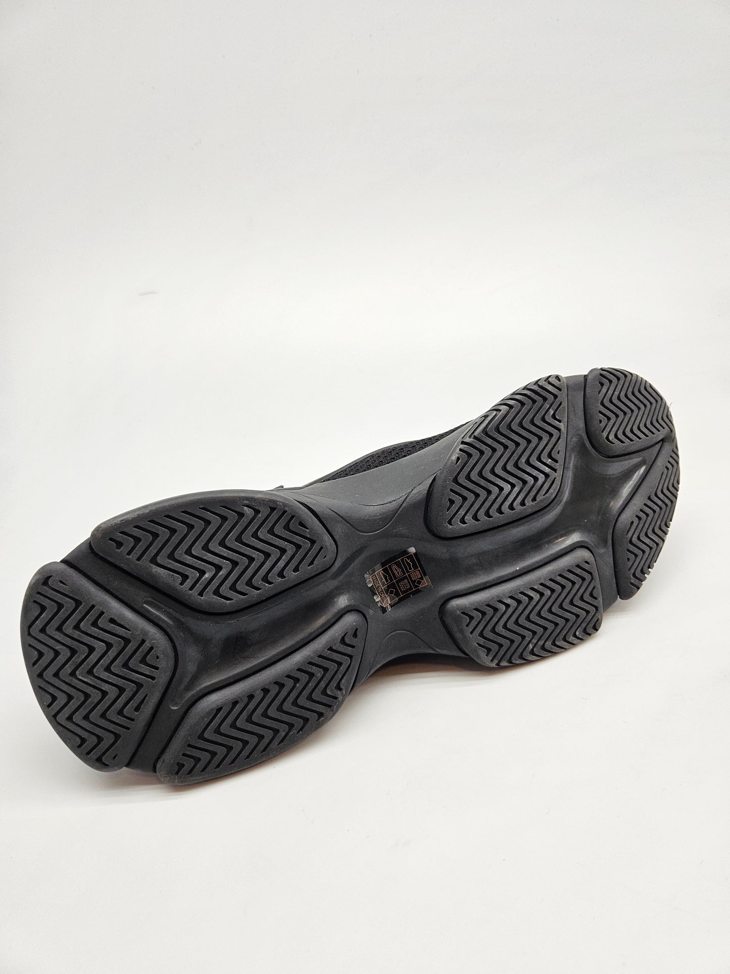 STEVE MADDEN NOVI ORIGINAL PATIKI BR 44
