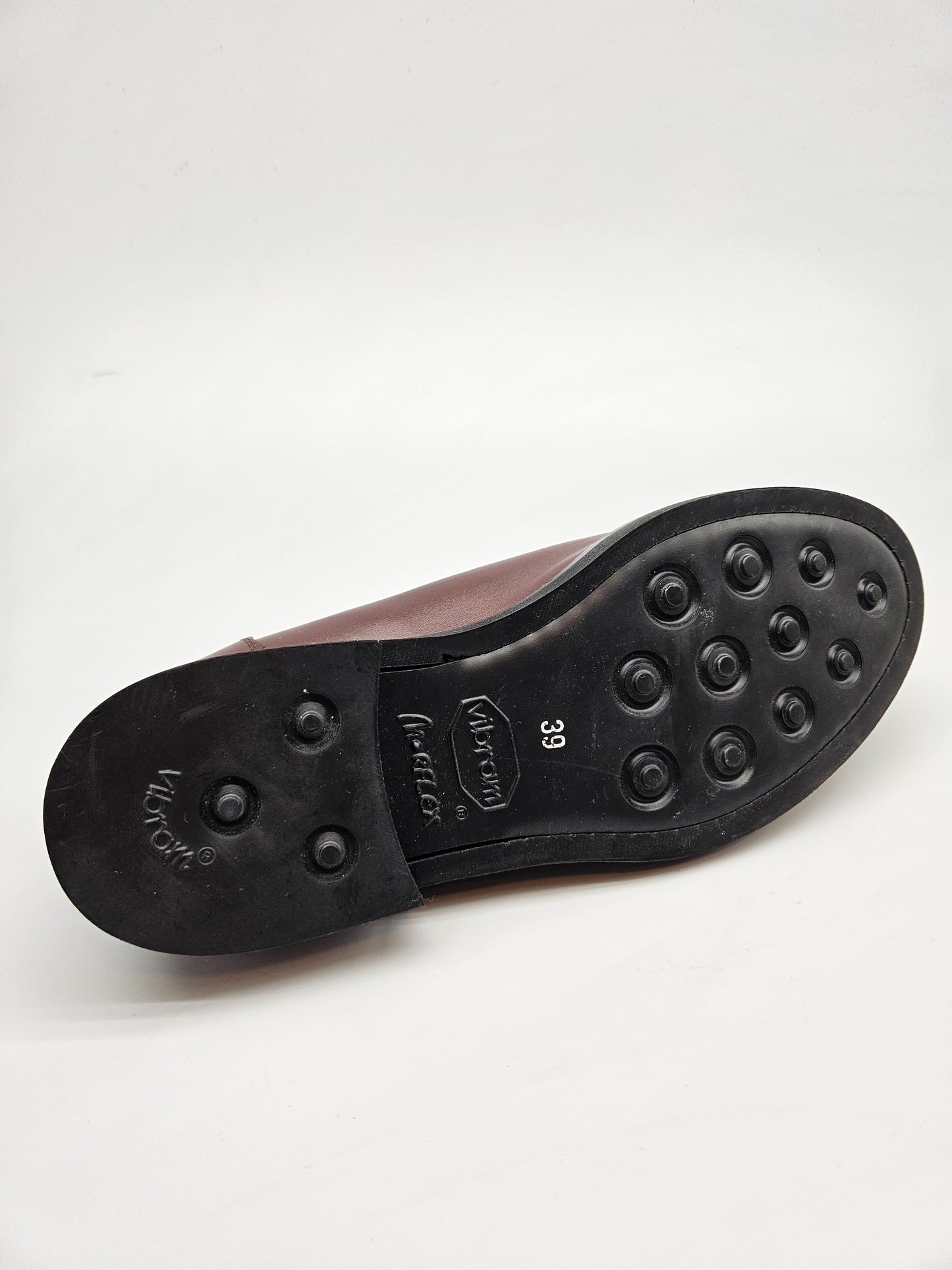 CALIERRE ORIGINAL NOVI KOZNI CEVLI BR 39