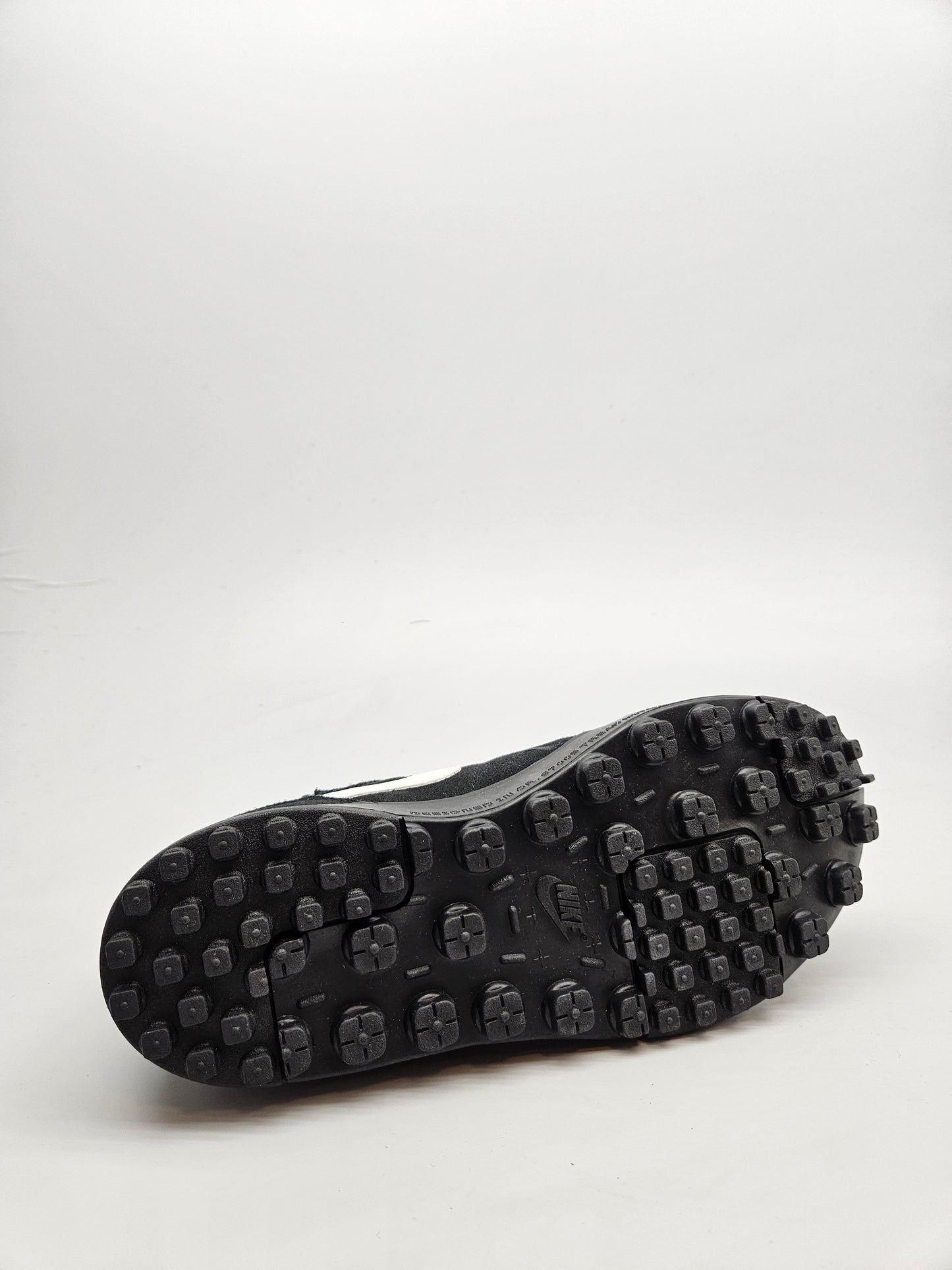 NIKE NOVI ORIGINAL PATIKI BR 40.5