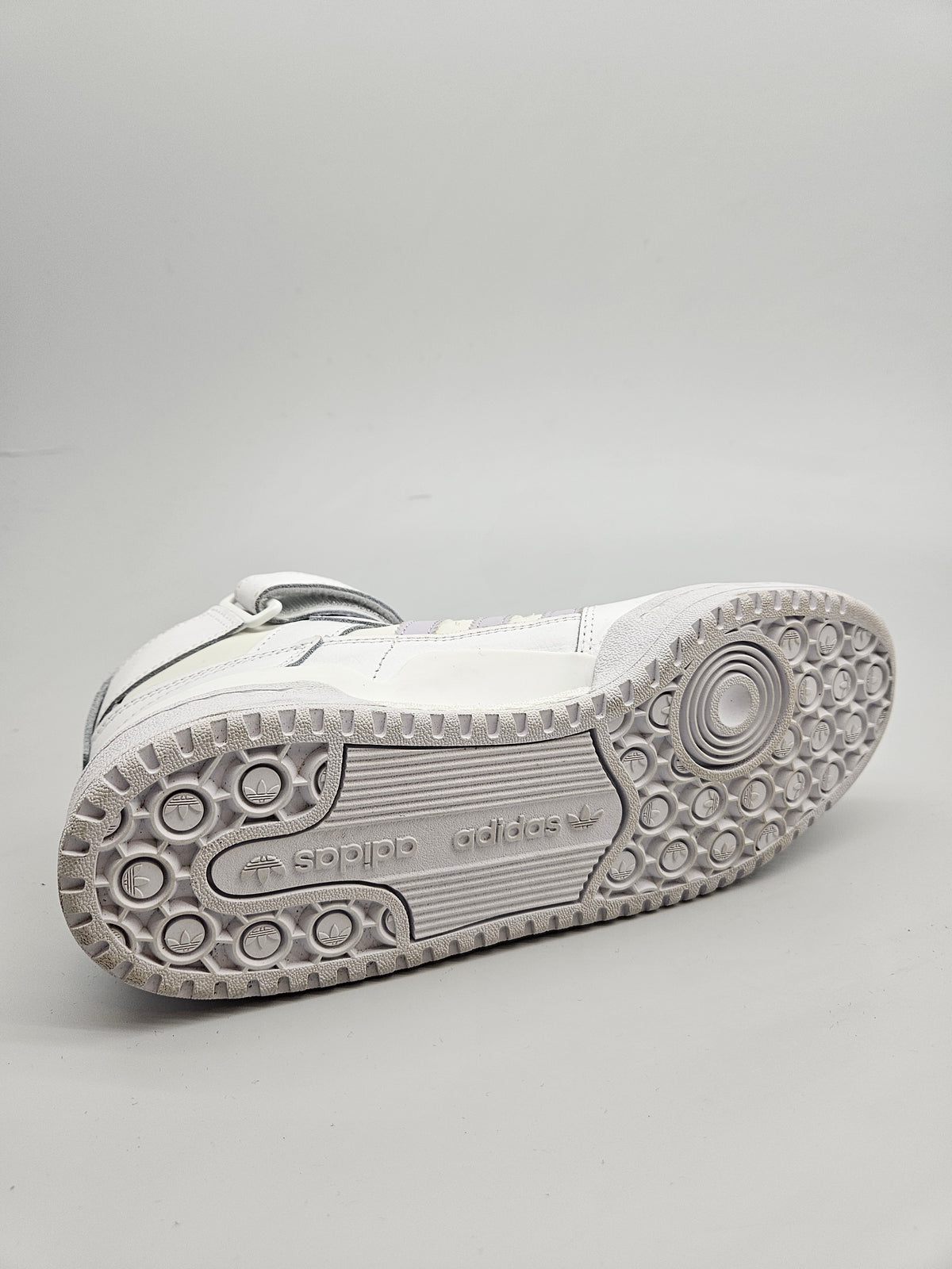 ADIDAS NOVI ORIGINAL PATIKI BR 40