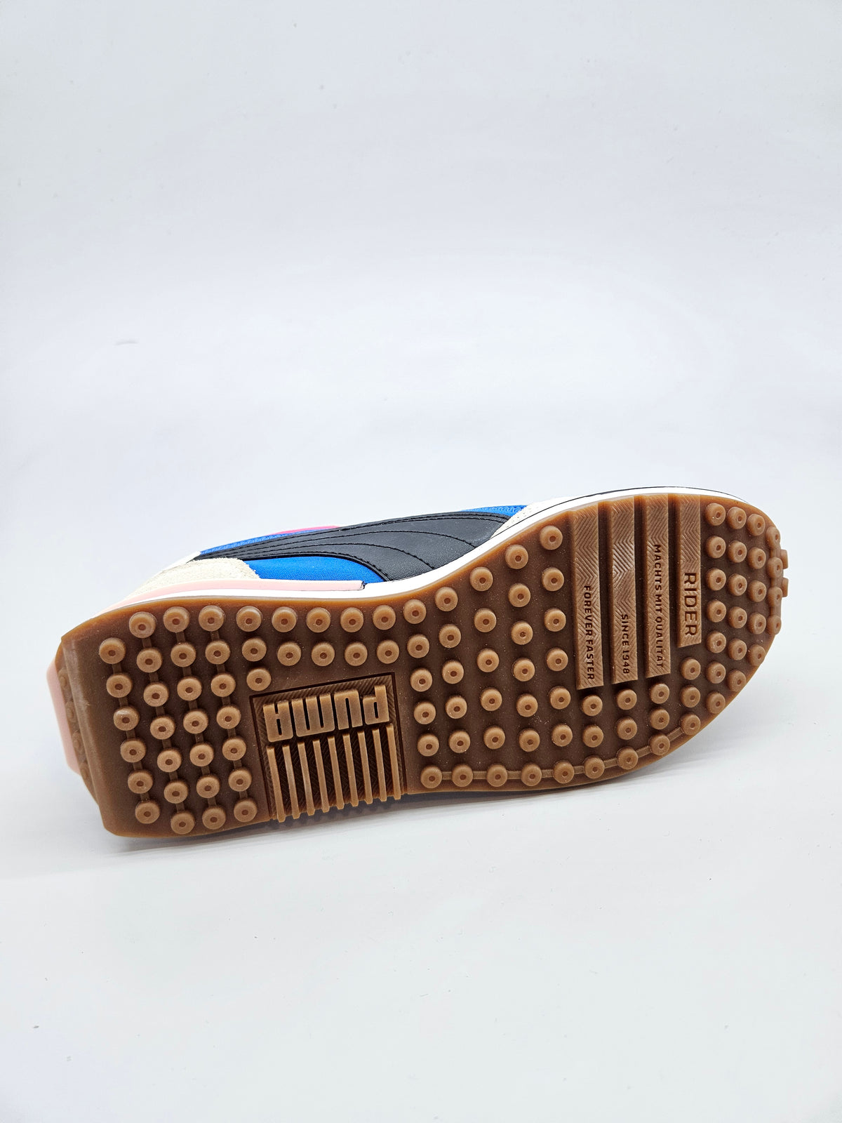 PUMA NOVI ORIGINAL PATIKI BR 38