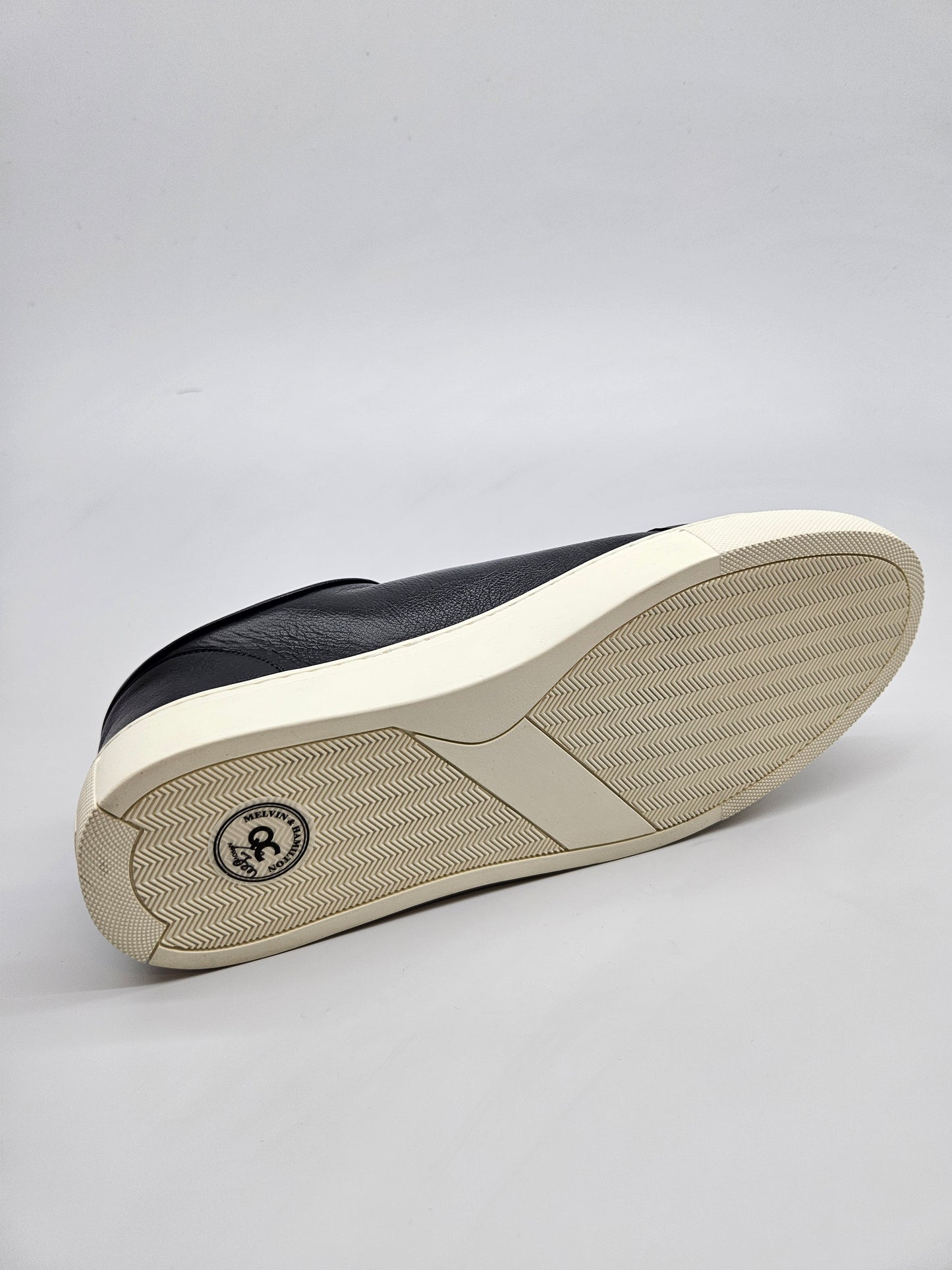 MELVIN&HAMILTON NOVI ORIGINAL KOZNI PATIKI BR 42