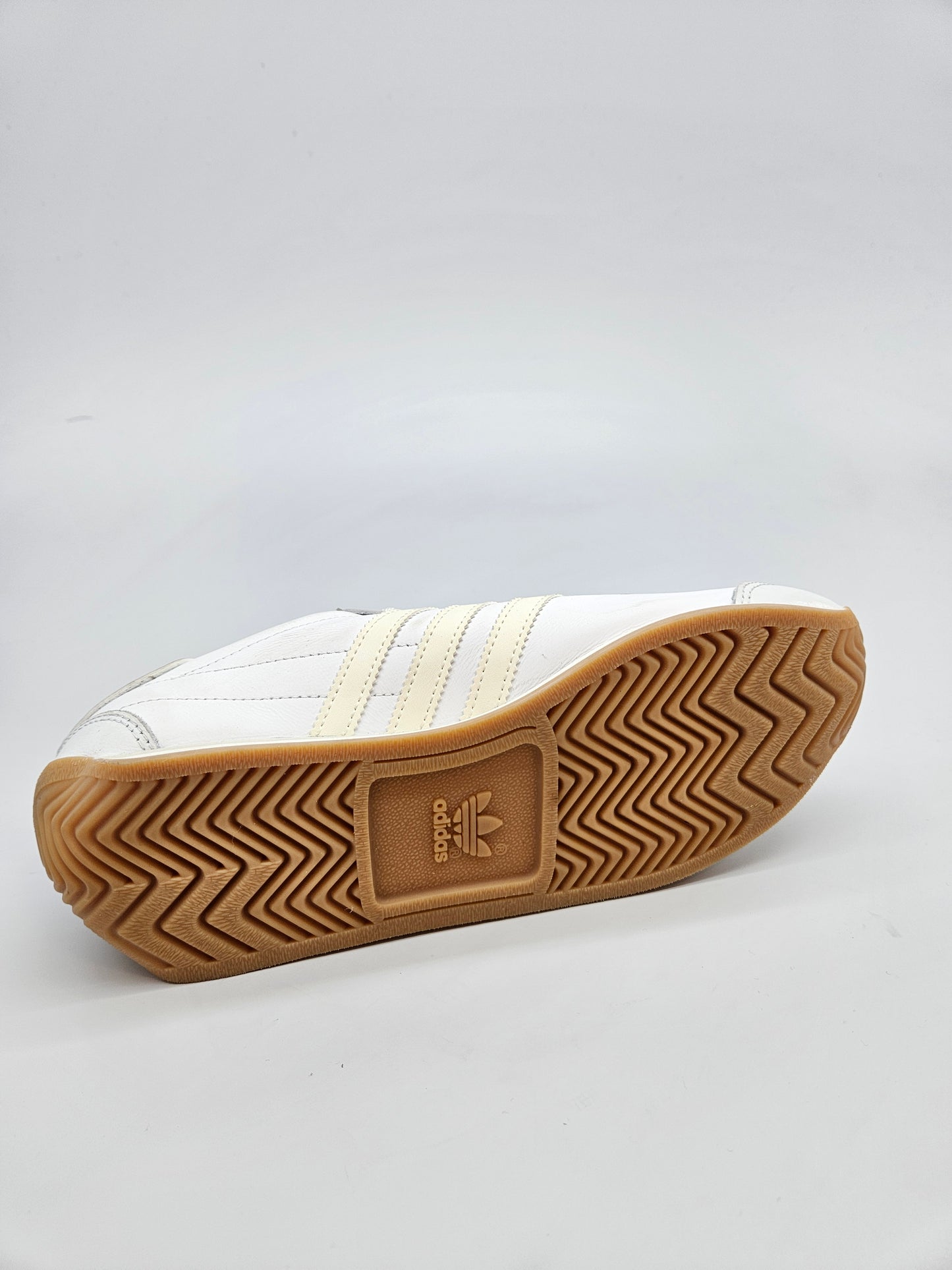 ADIDAS NOVI ORIGINAL PATIKI BR 38.5