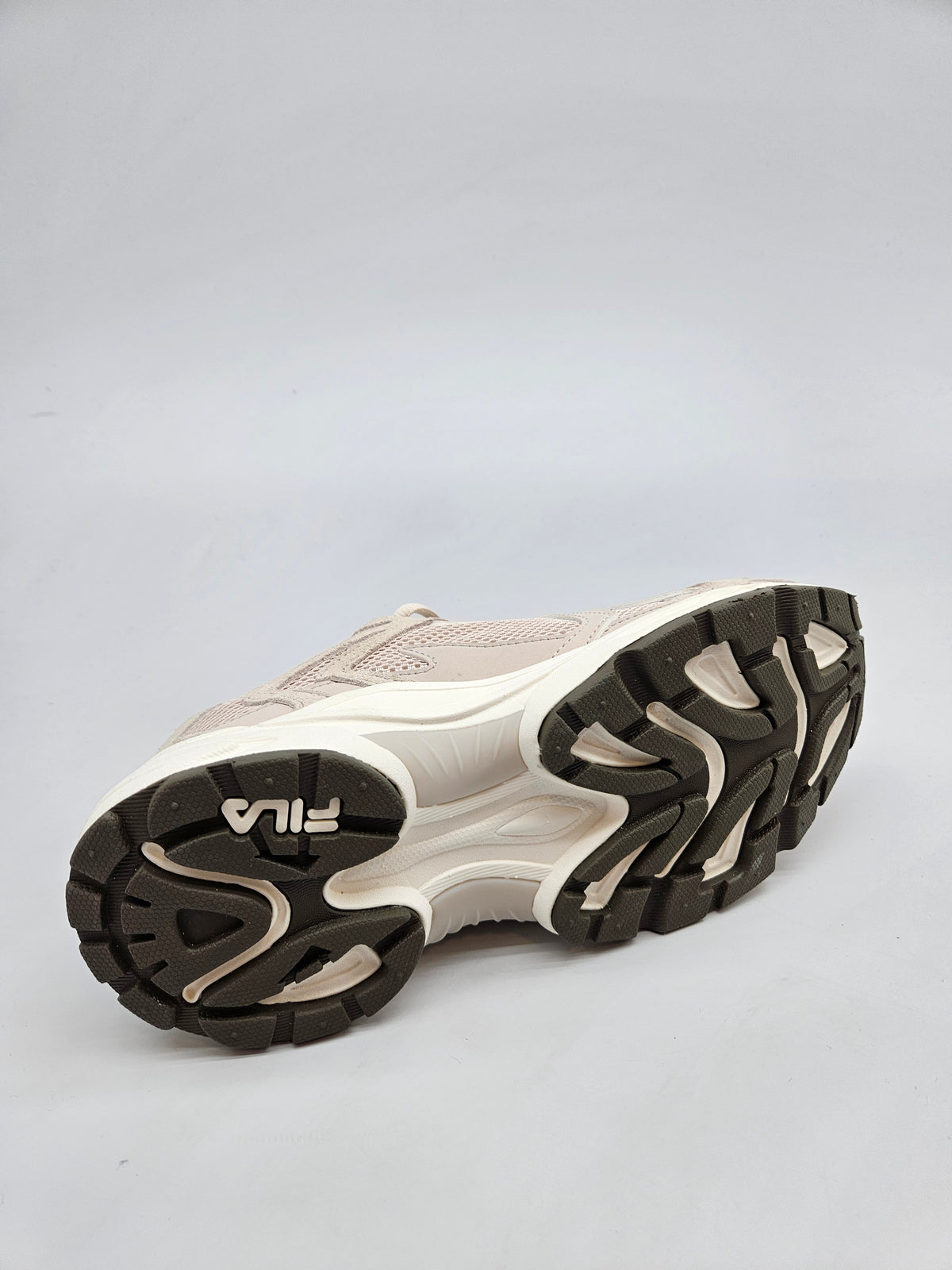FILA NOVI ORIGINAL PATIKI BR 37.5