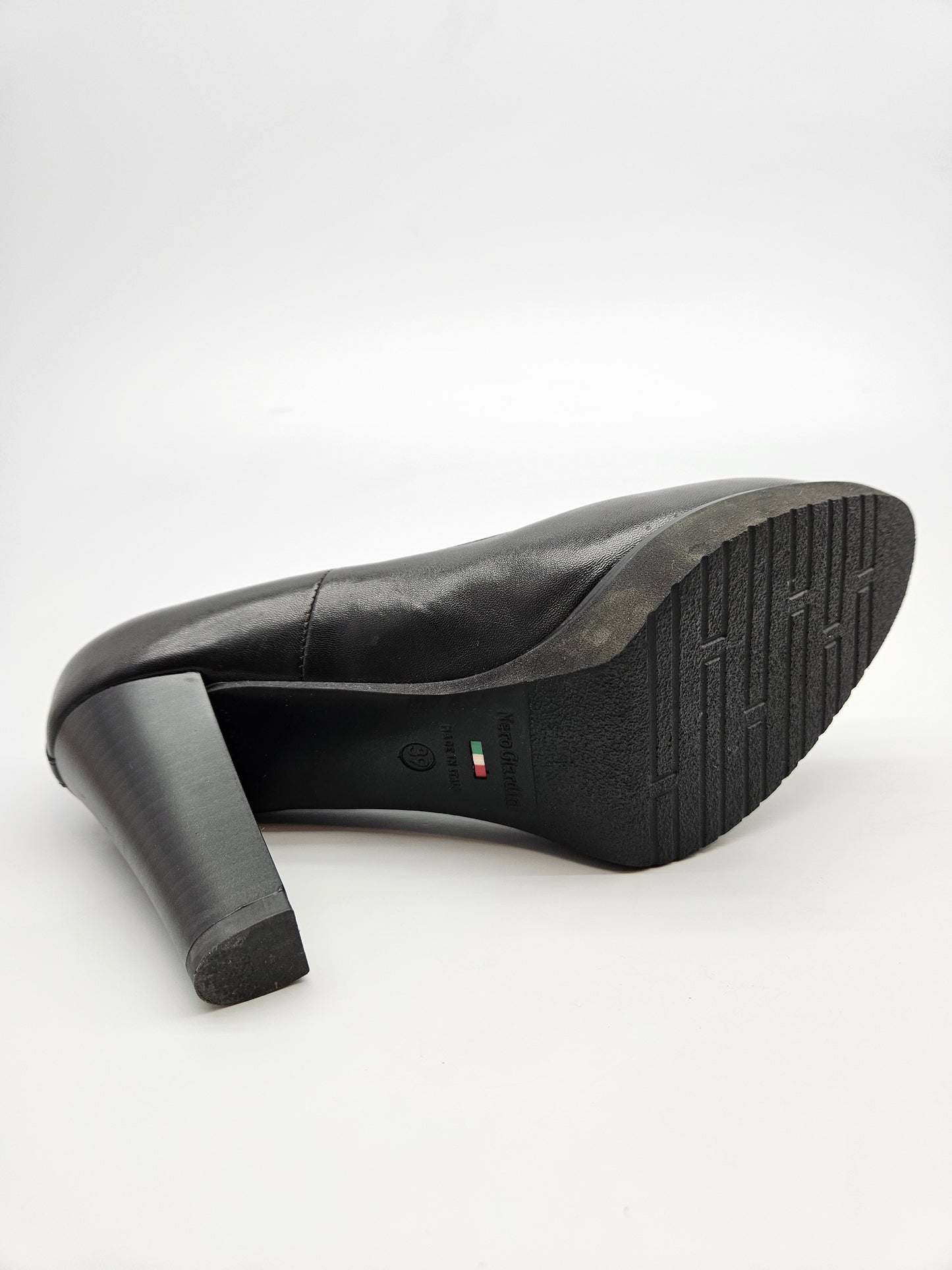 NERO GIARDINI ORIGINAL KOZNI CEVLI BR 39
