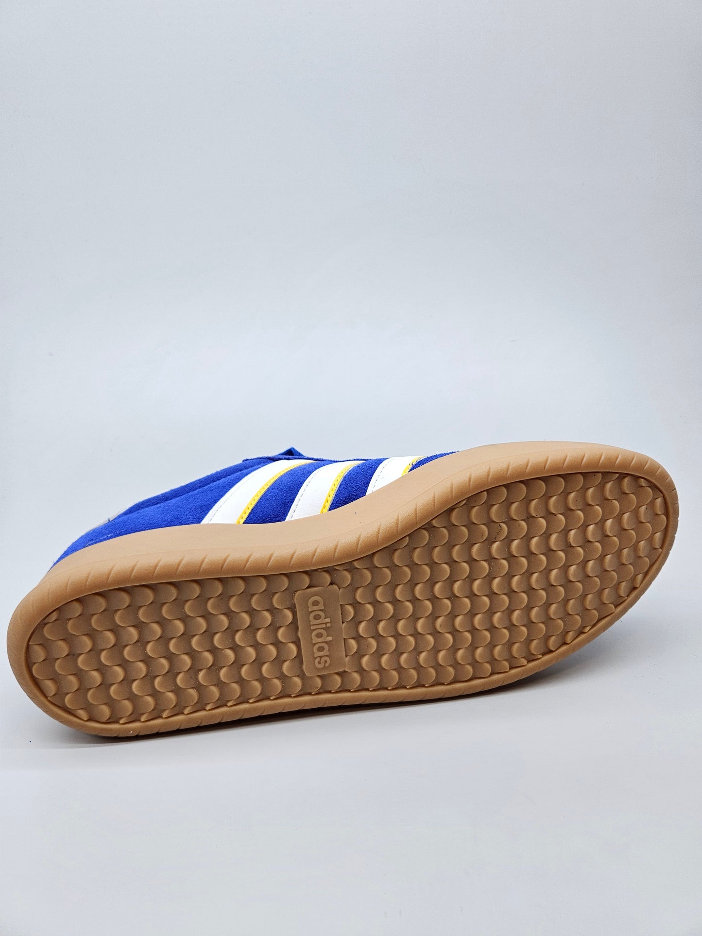 ADIDAS NOVI ORIGINAL PATIKI BR 44