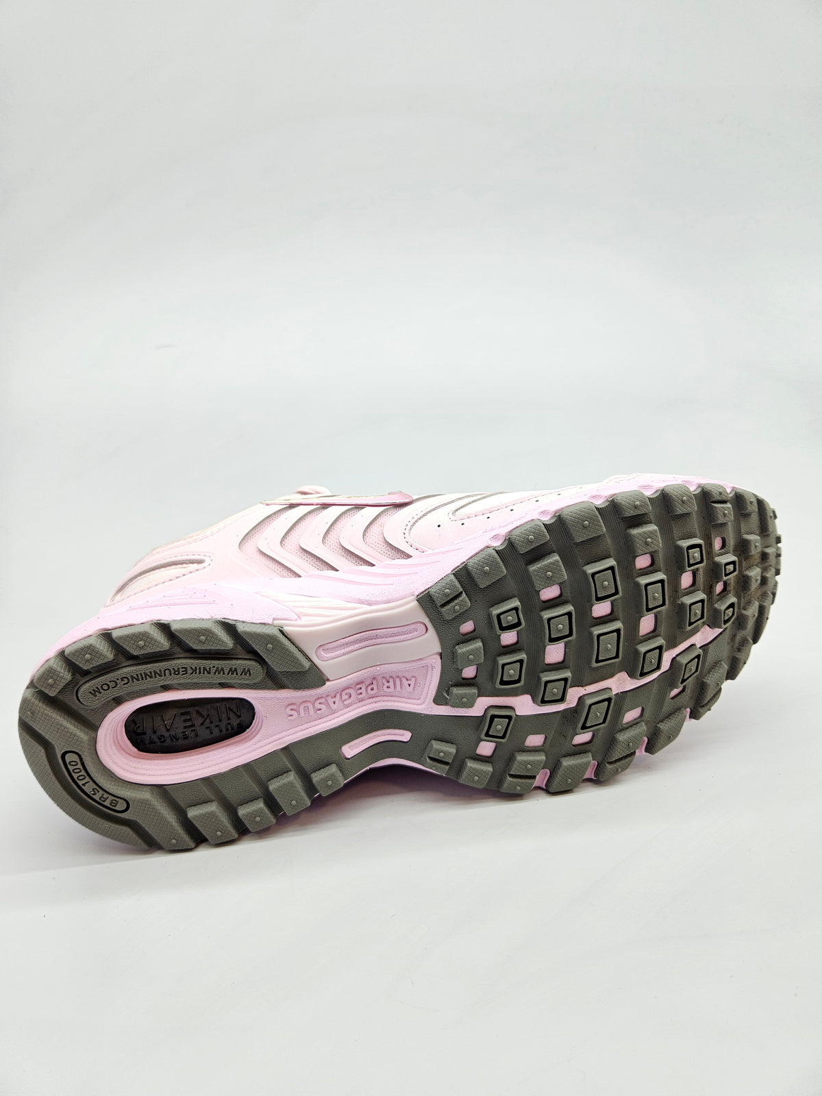 NIKE ORIGINAL BR 38