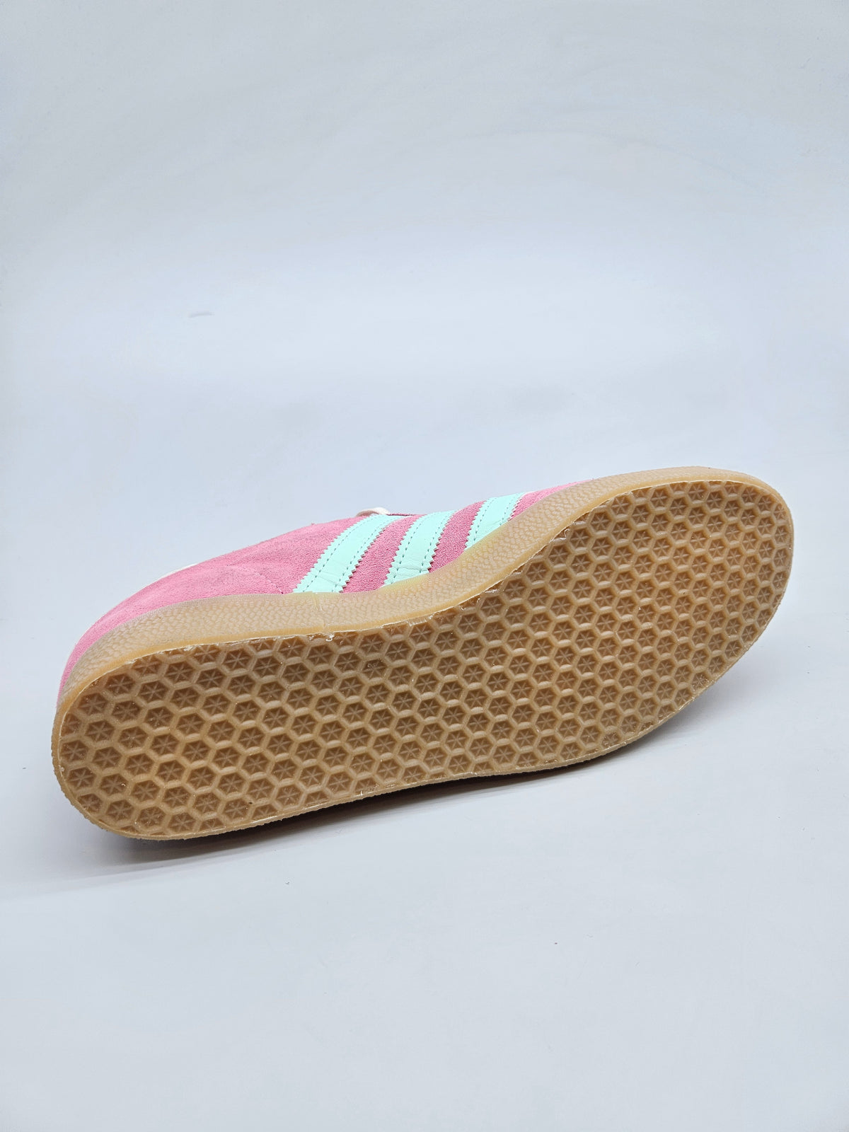 ADIDAS NOVI ORIGINAL PATIKI BR 40.5