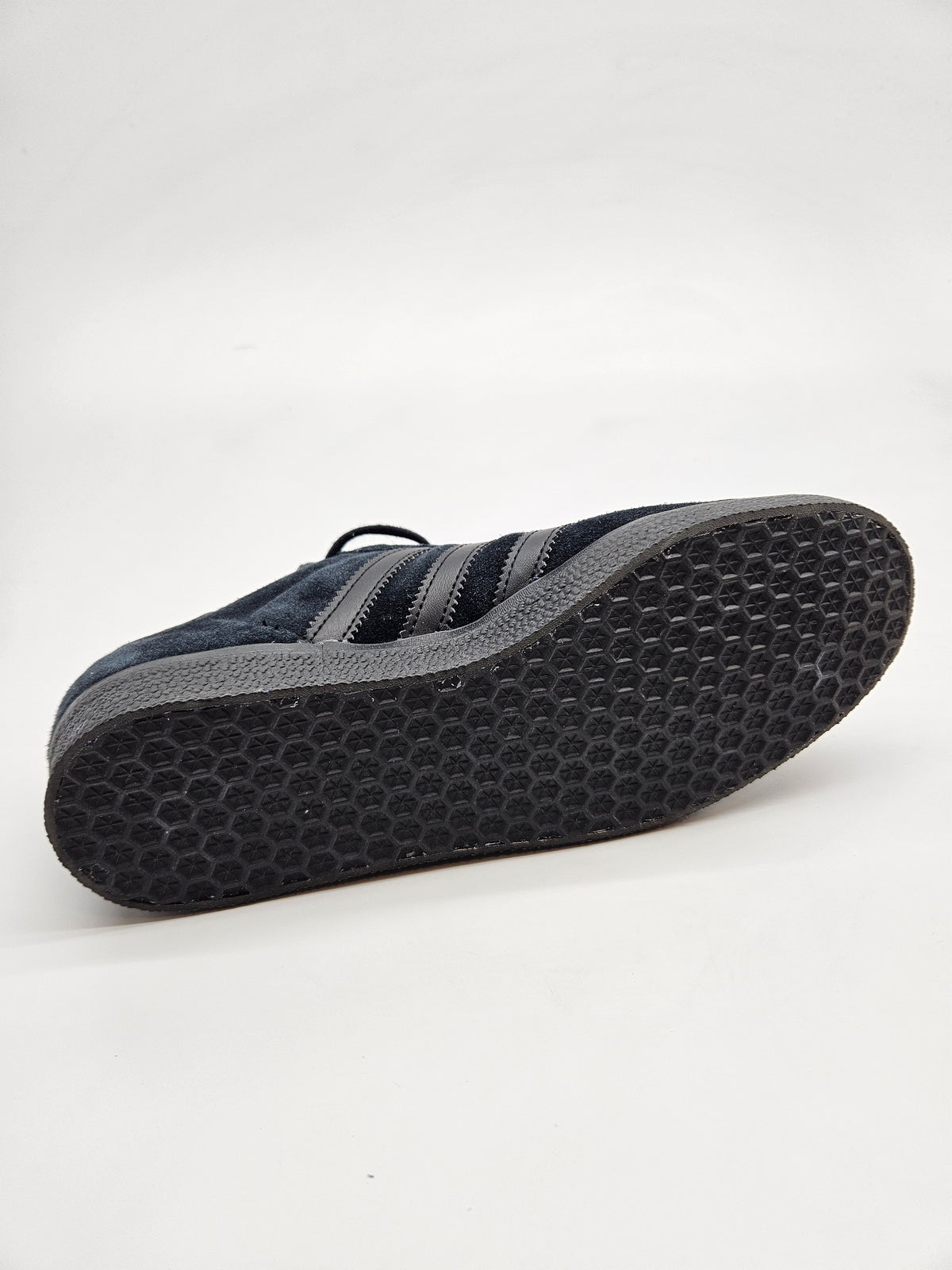 ADIDAS NOVI ORIGINAL PATIKI BR 38