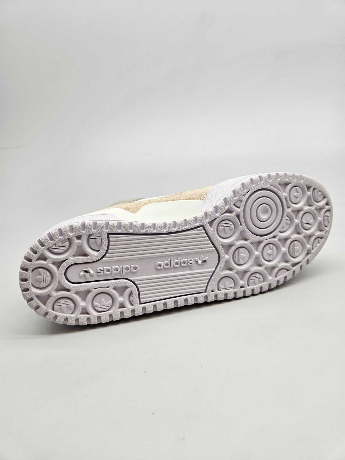 ADIDAS NOVI ORIGINAL PATIKI BR 39